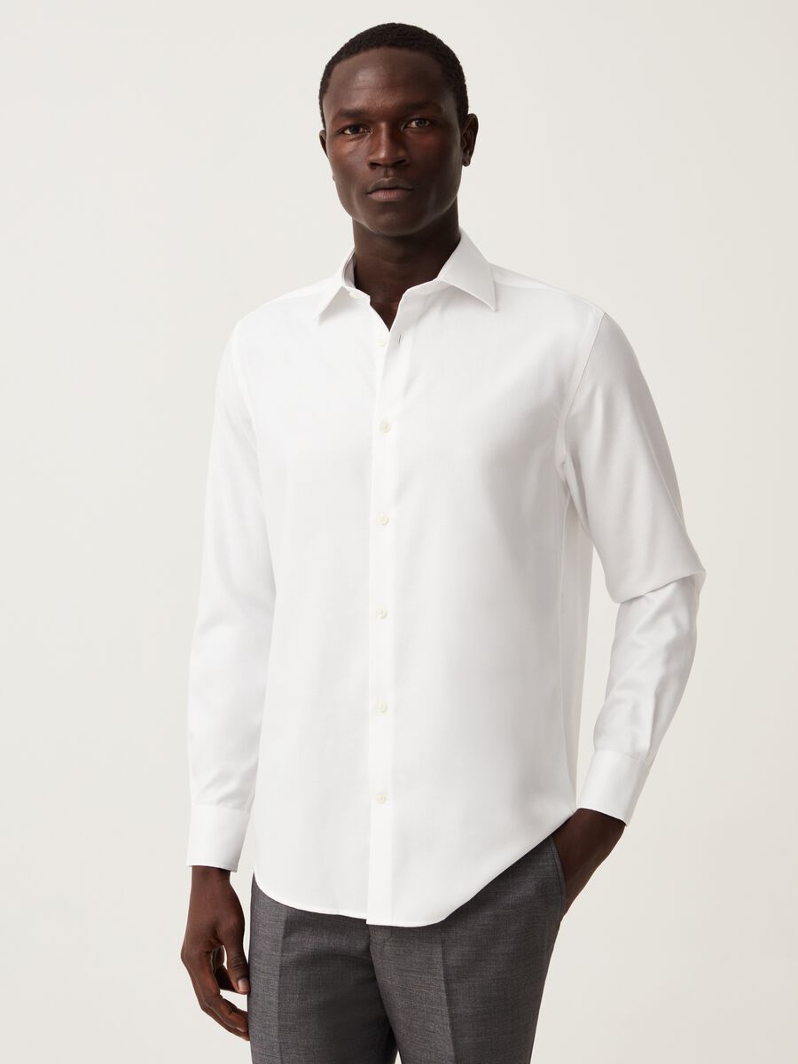 Regular-fit no-iron shirt in cotton pique_0