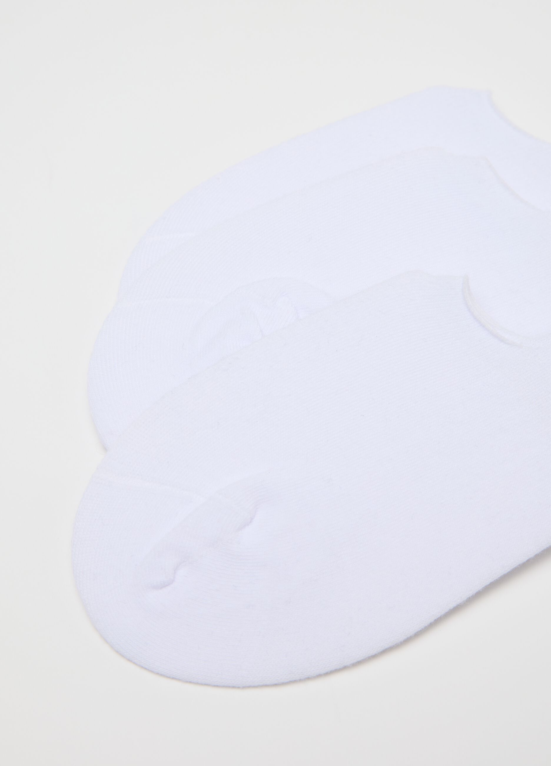 Three-pack white stretch pop socks