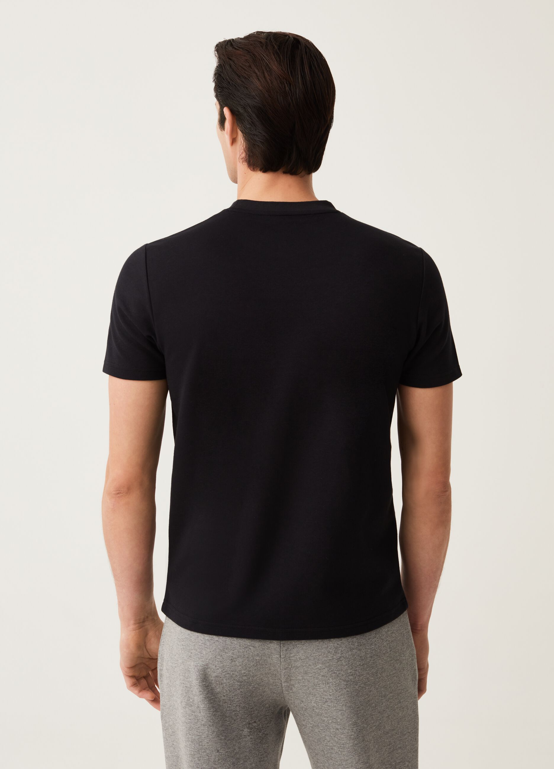 T-shirt girocollo in tessuto traspirante OVS Tech_2