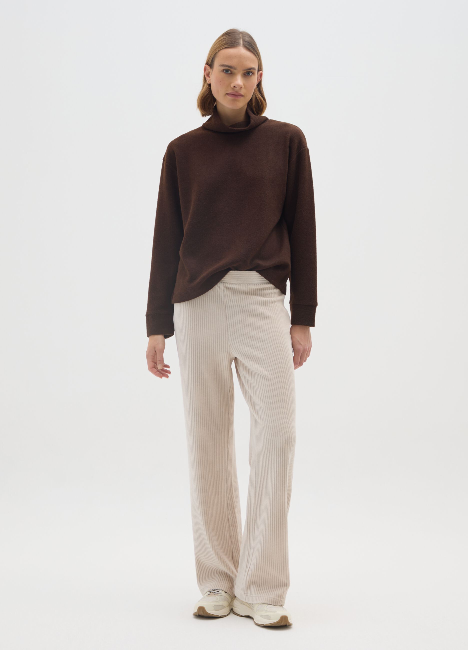 Beige wide leg stretch cotton trousers