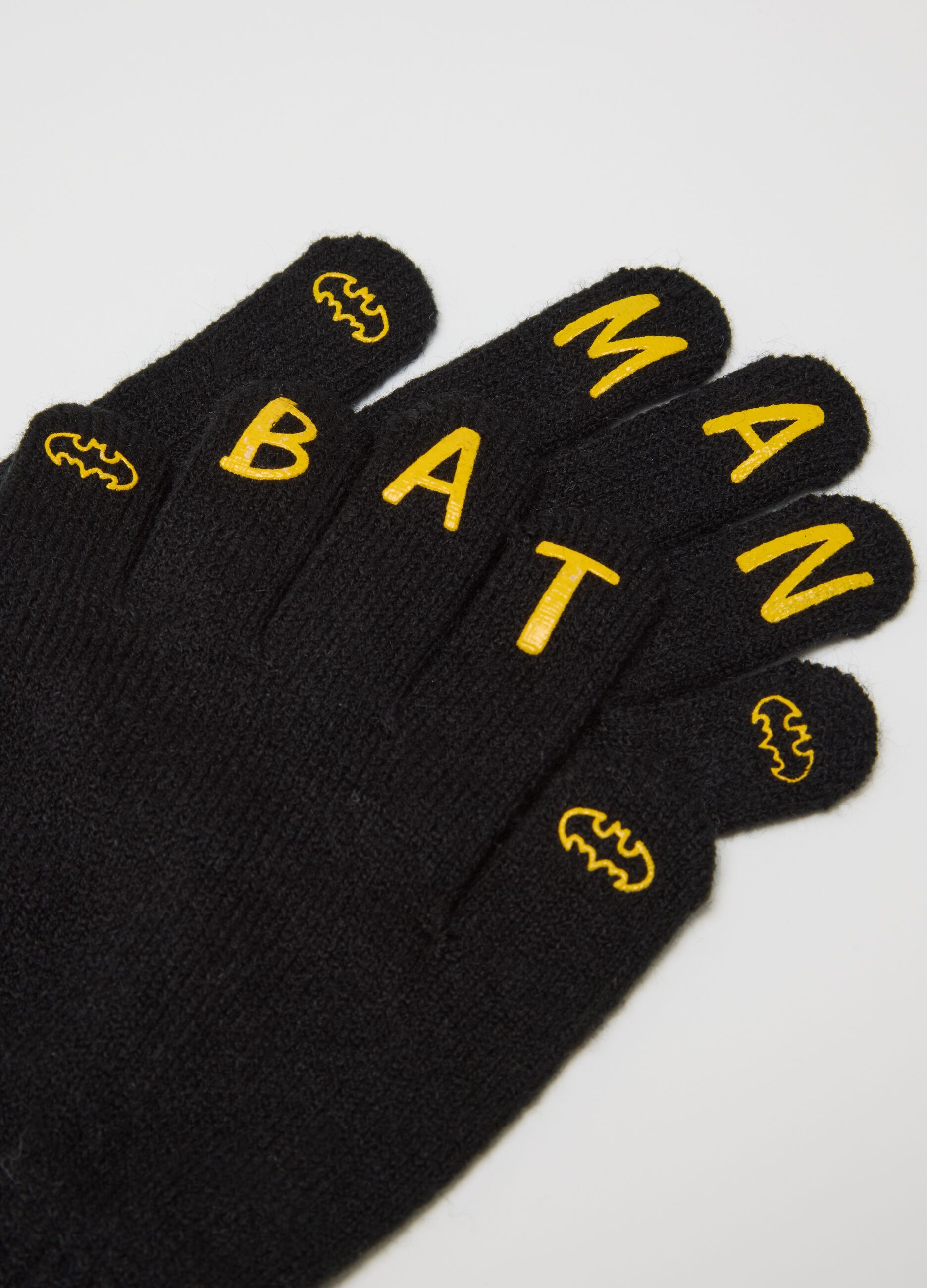 Black child gloves with Batman print