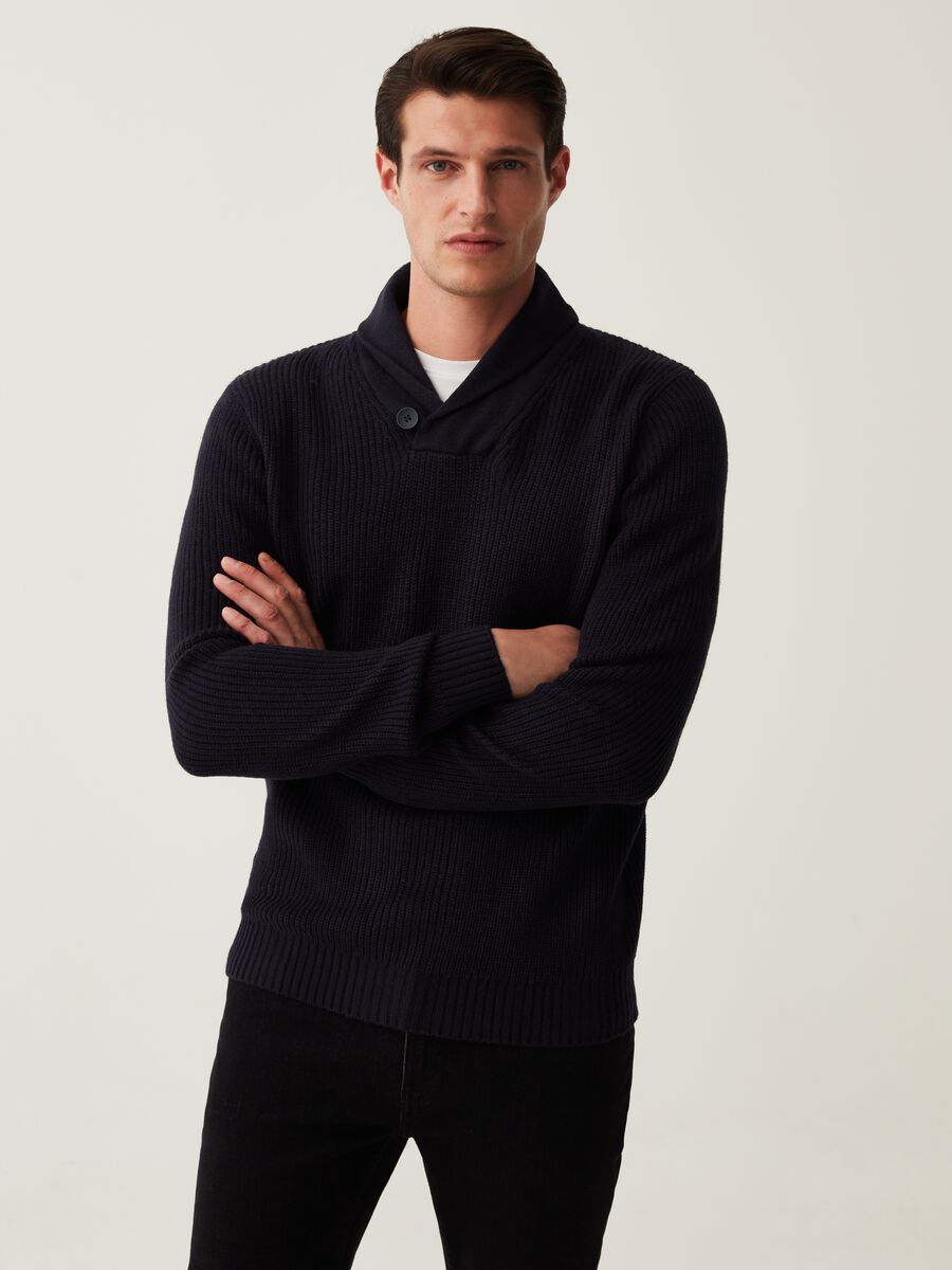 Pullover con collo a scialle_0