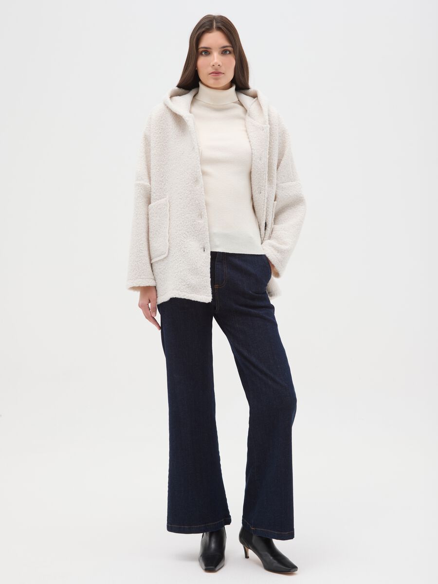 White regular fit coat with buttons and hood_1