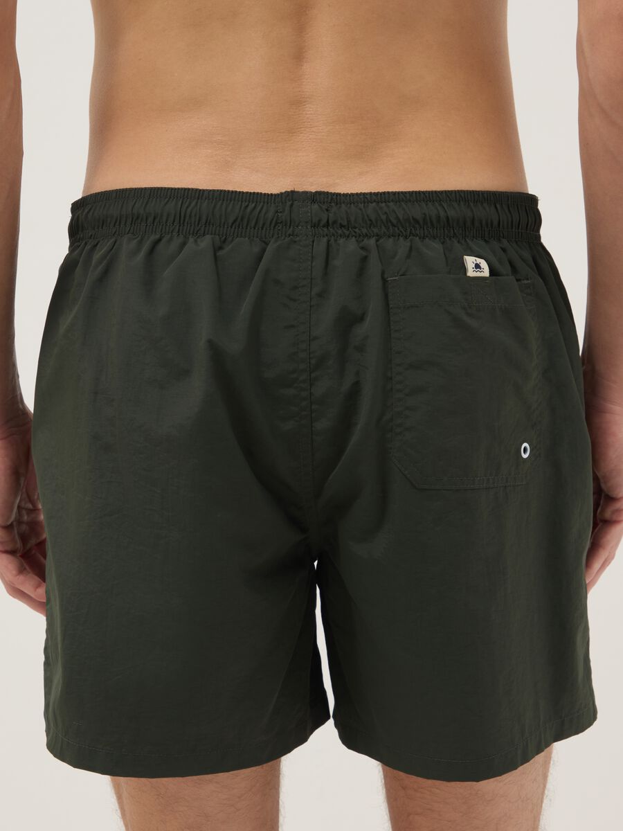 Boxer da mare verdi regular fit con coulisse_2