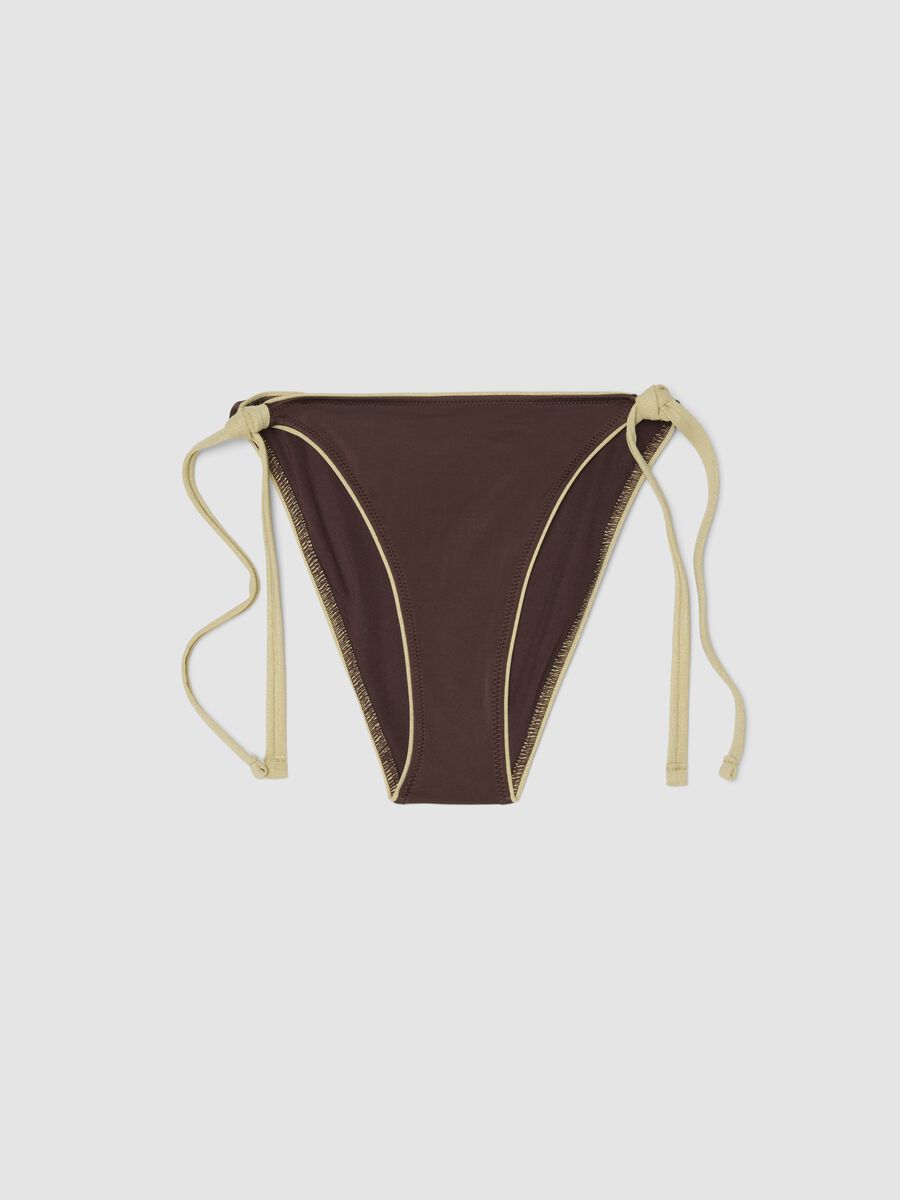 Brown stretch bikini bottoms with contrast tie sides_4