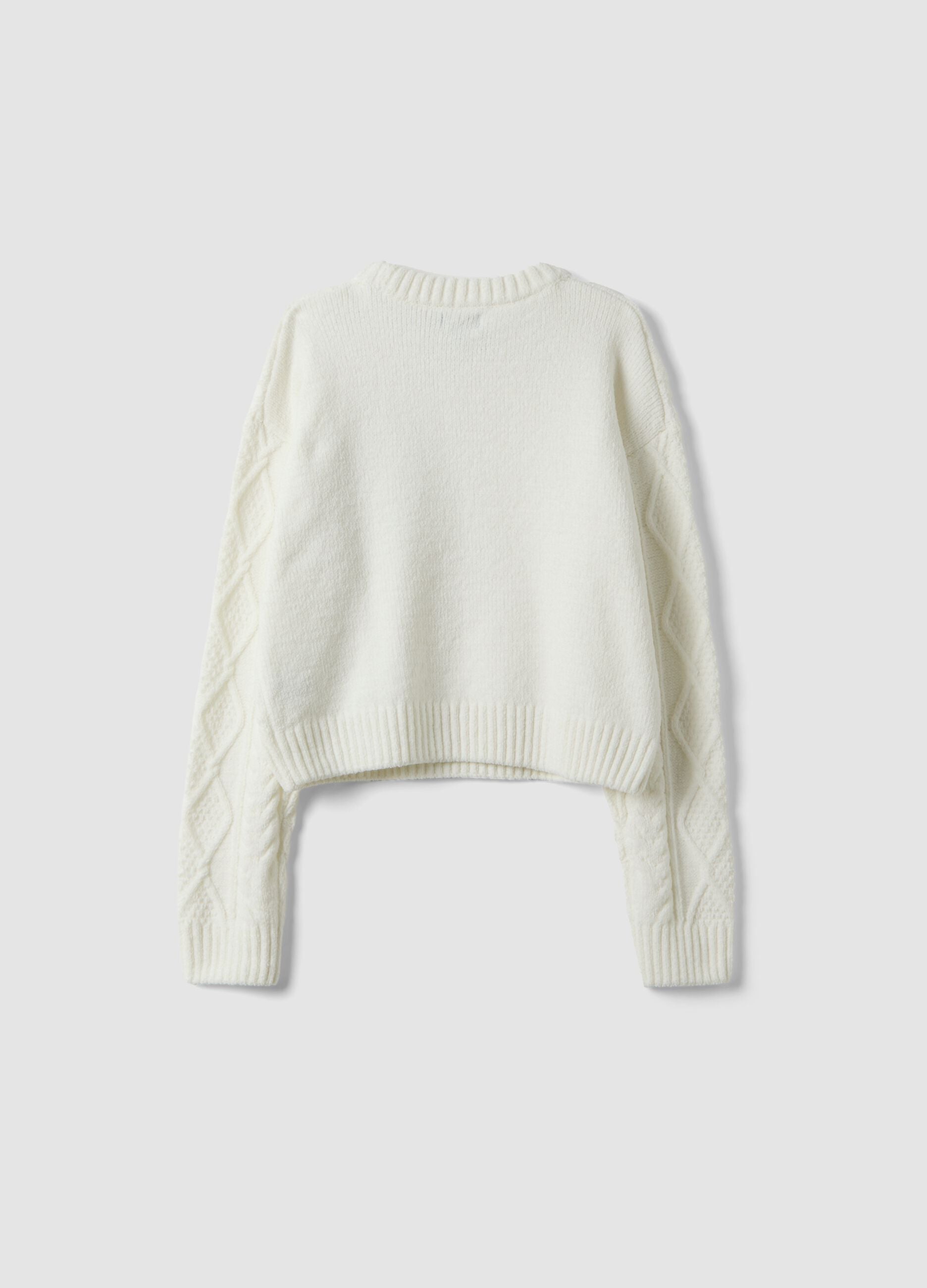 White crew-neck cable-knit jumper