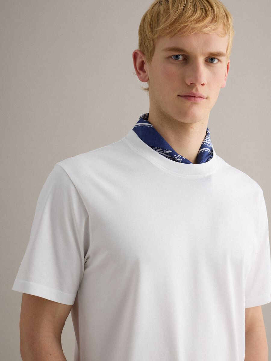 T-shirt girocollo in puro cotone bianco relaxed fit_0
