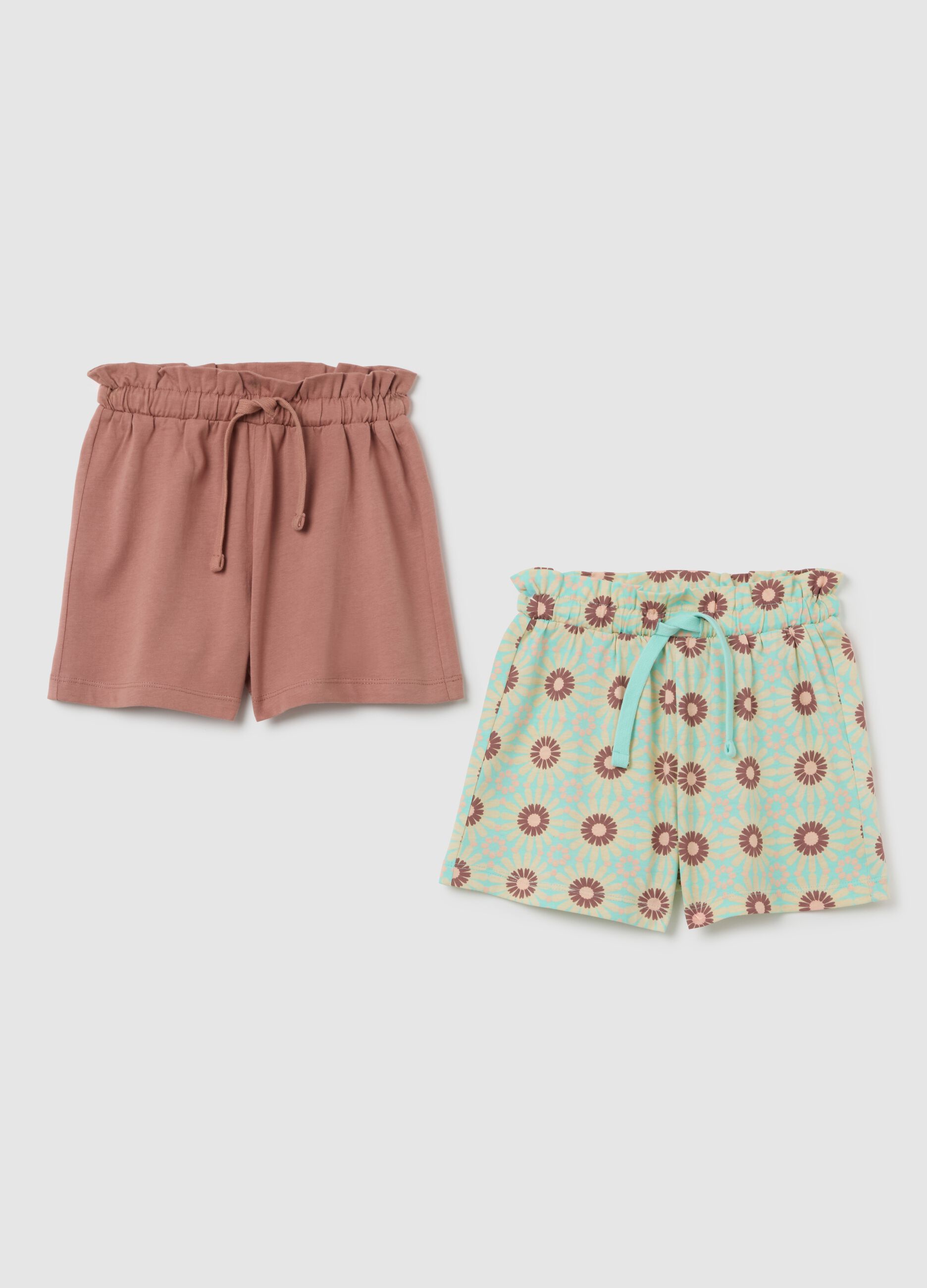 Girl's multicolour regular fit pure cotton shorts set