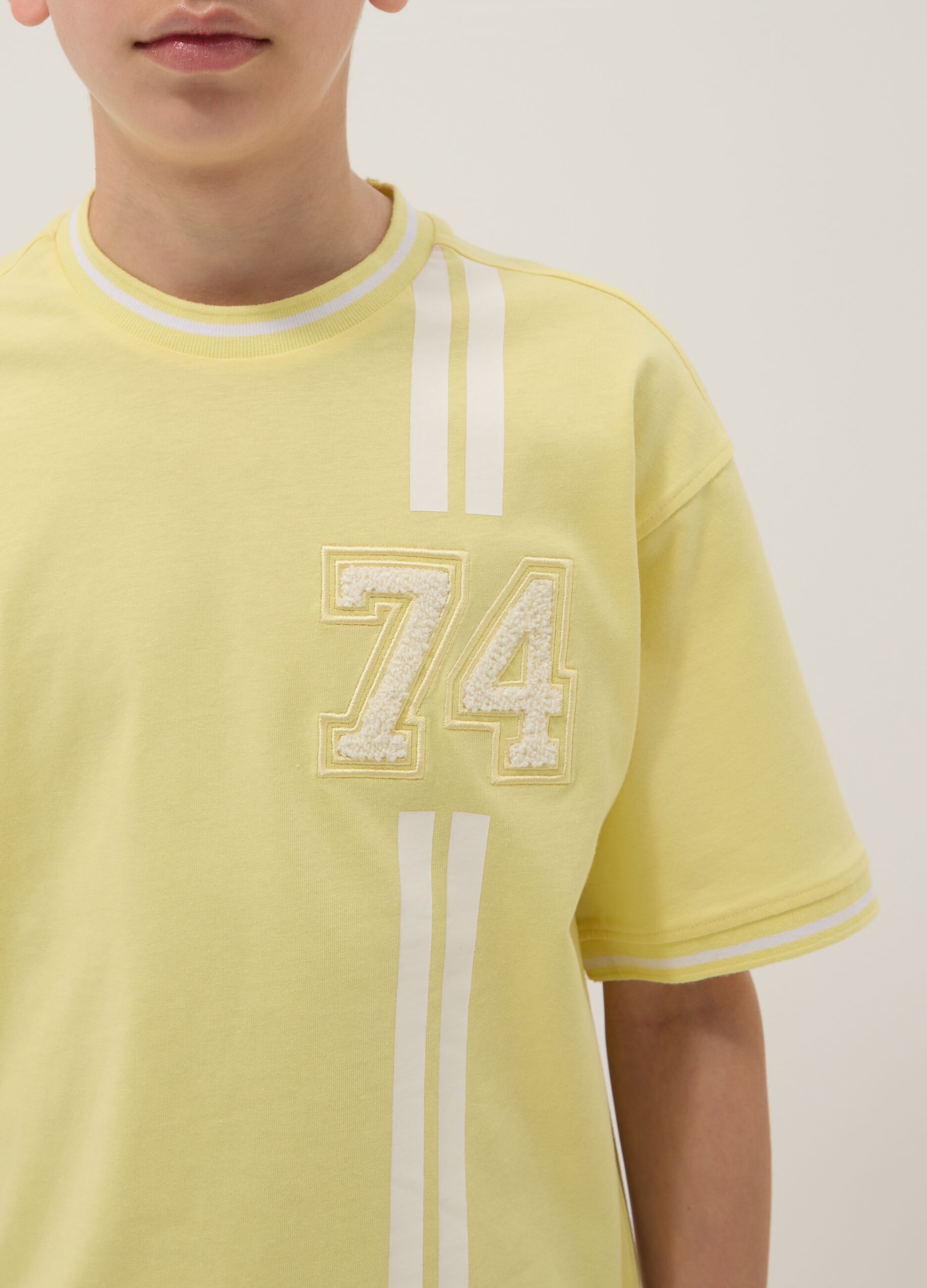 Boys' yellow pure cotton relaxed fit t-shirt with number
