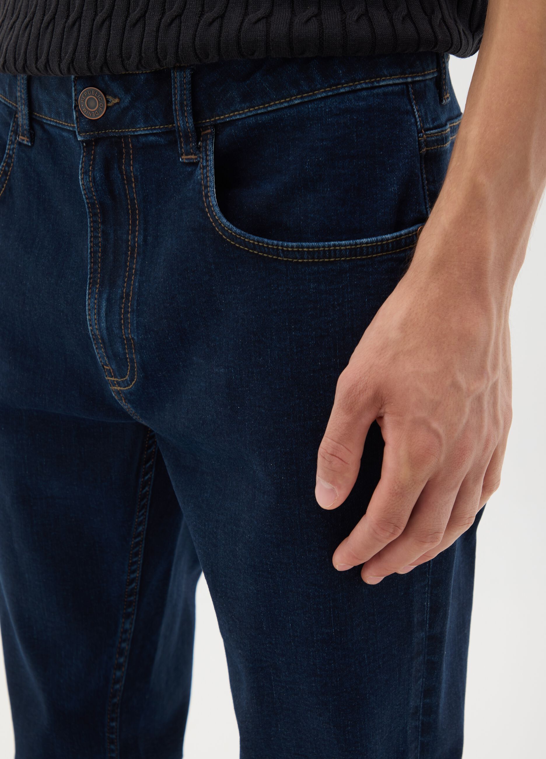 Men's blue denim regular fit jeans