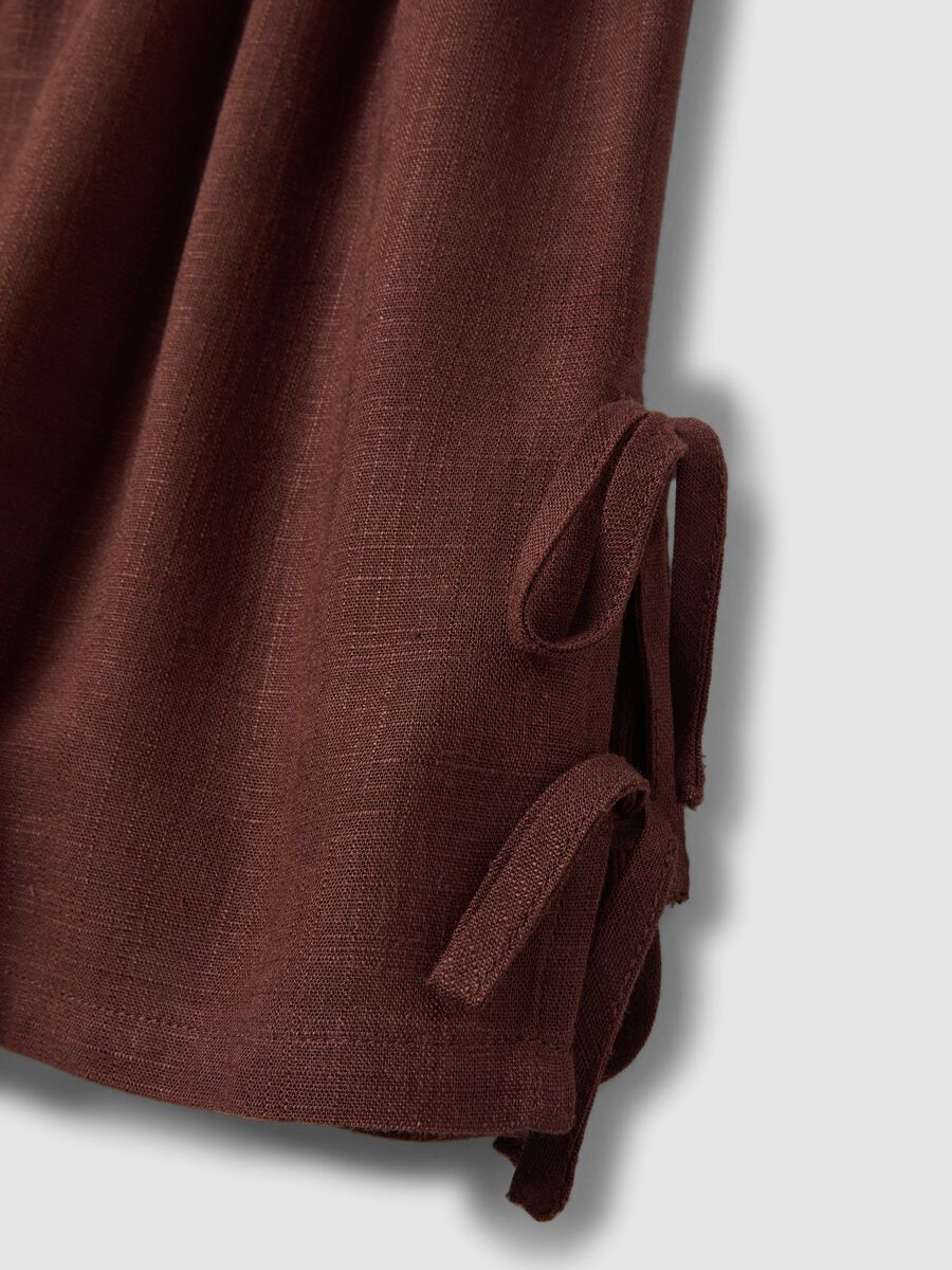 Brown viscose-linen blend shorts with elasticated waist, regular fit_1