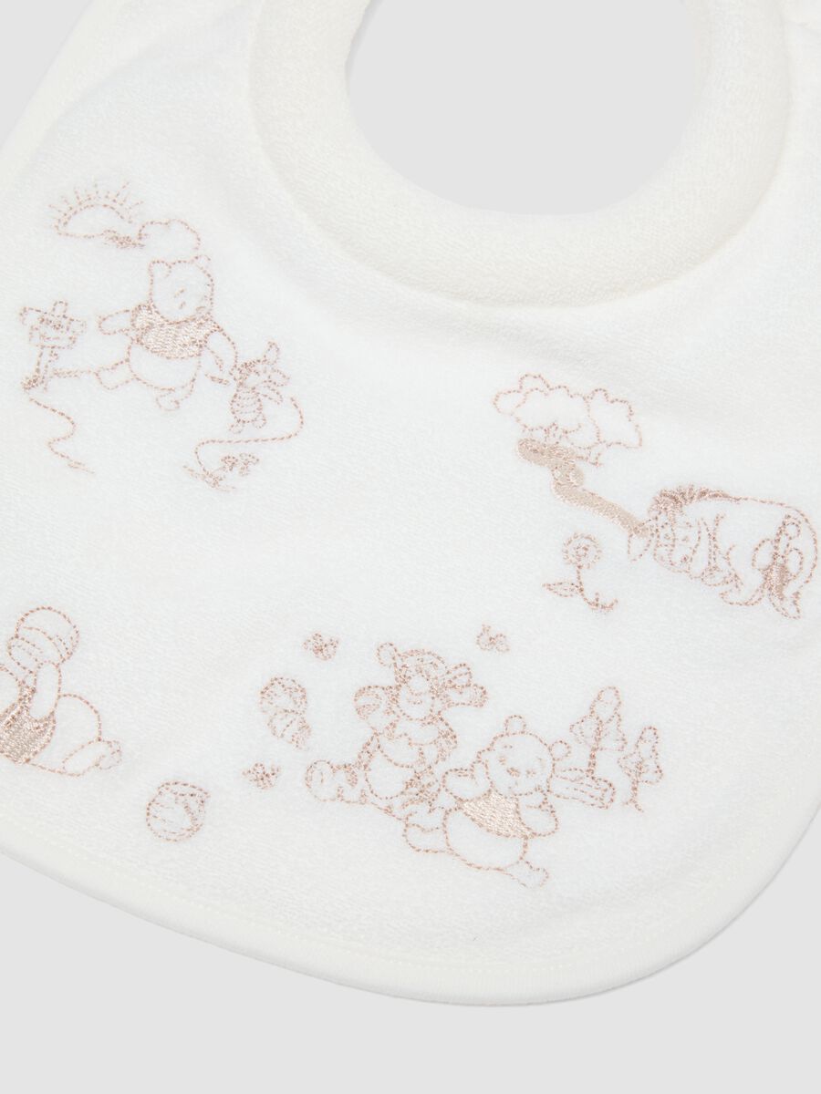 Two-pack of multicolour pure cotton baby bibs Winnie the Pooh_2