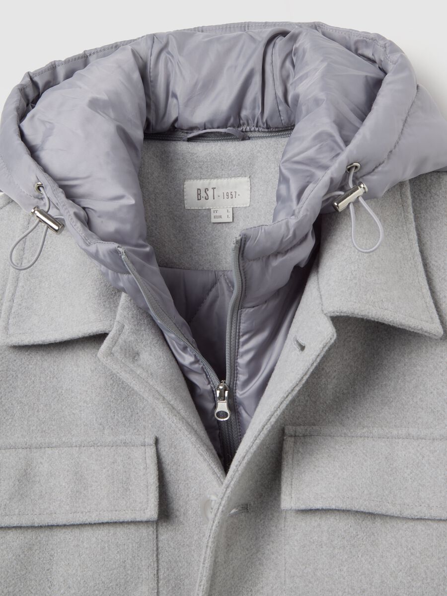 Giacca imbottita grigia regular fit con cappuccio_5