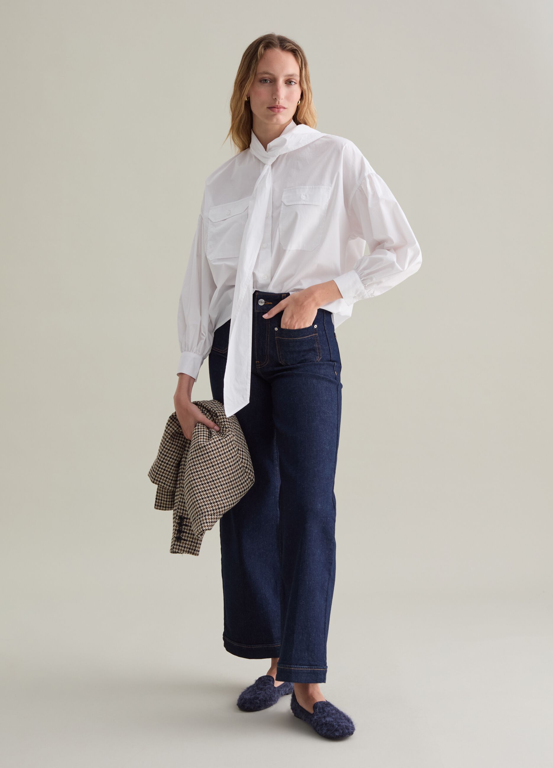 Camicia in cotone con foulard a fiocco