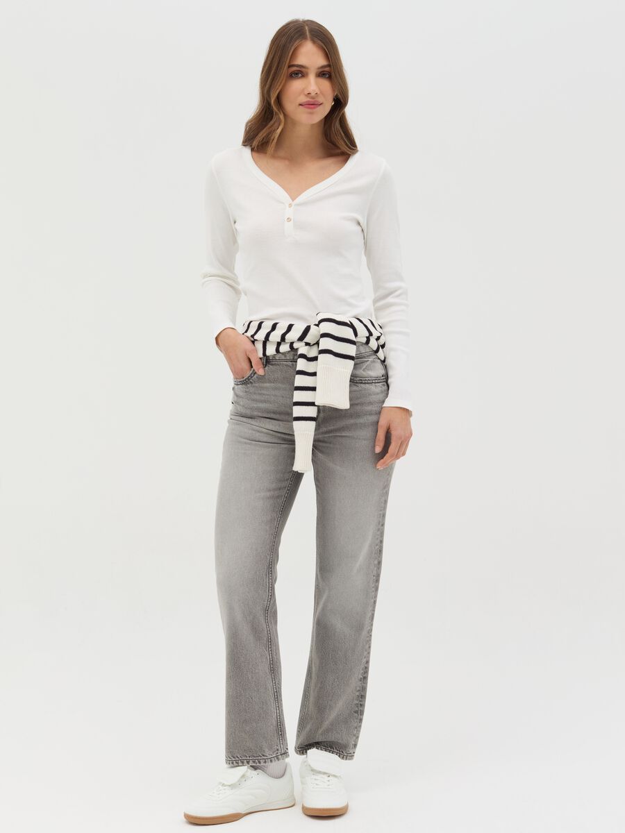 Straight-fit jeans with five pockets_0