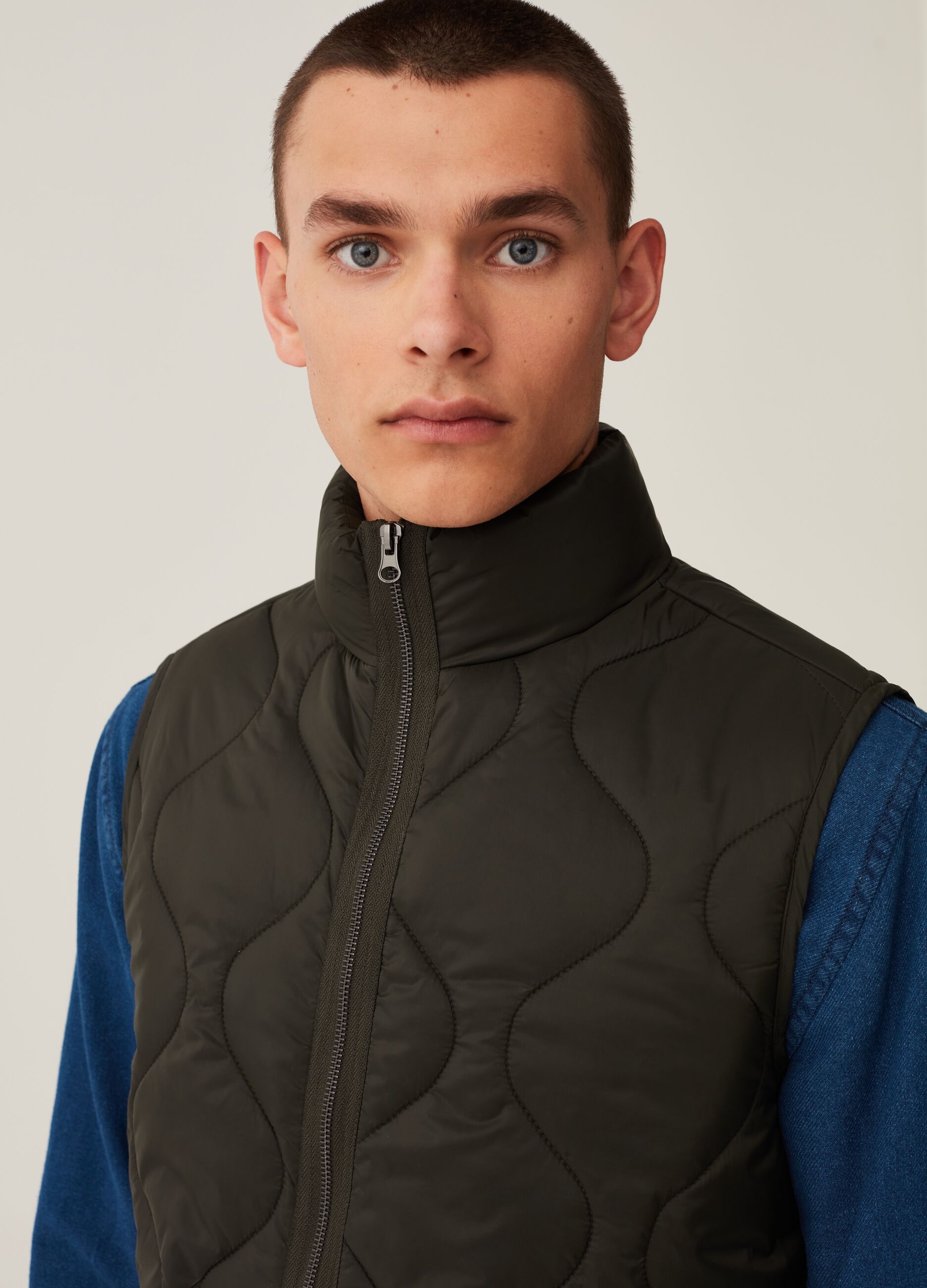 Gilet ultralight trapuntato full-zip_1