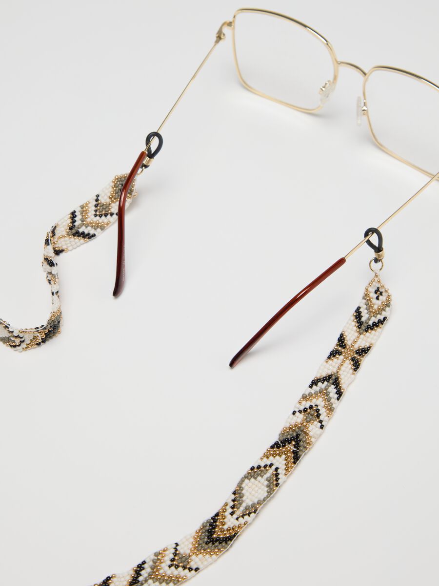 Glasses chain with ethnic-motif beads_2