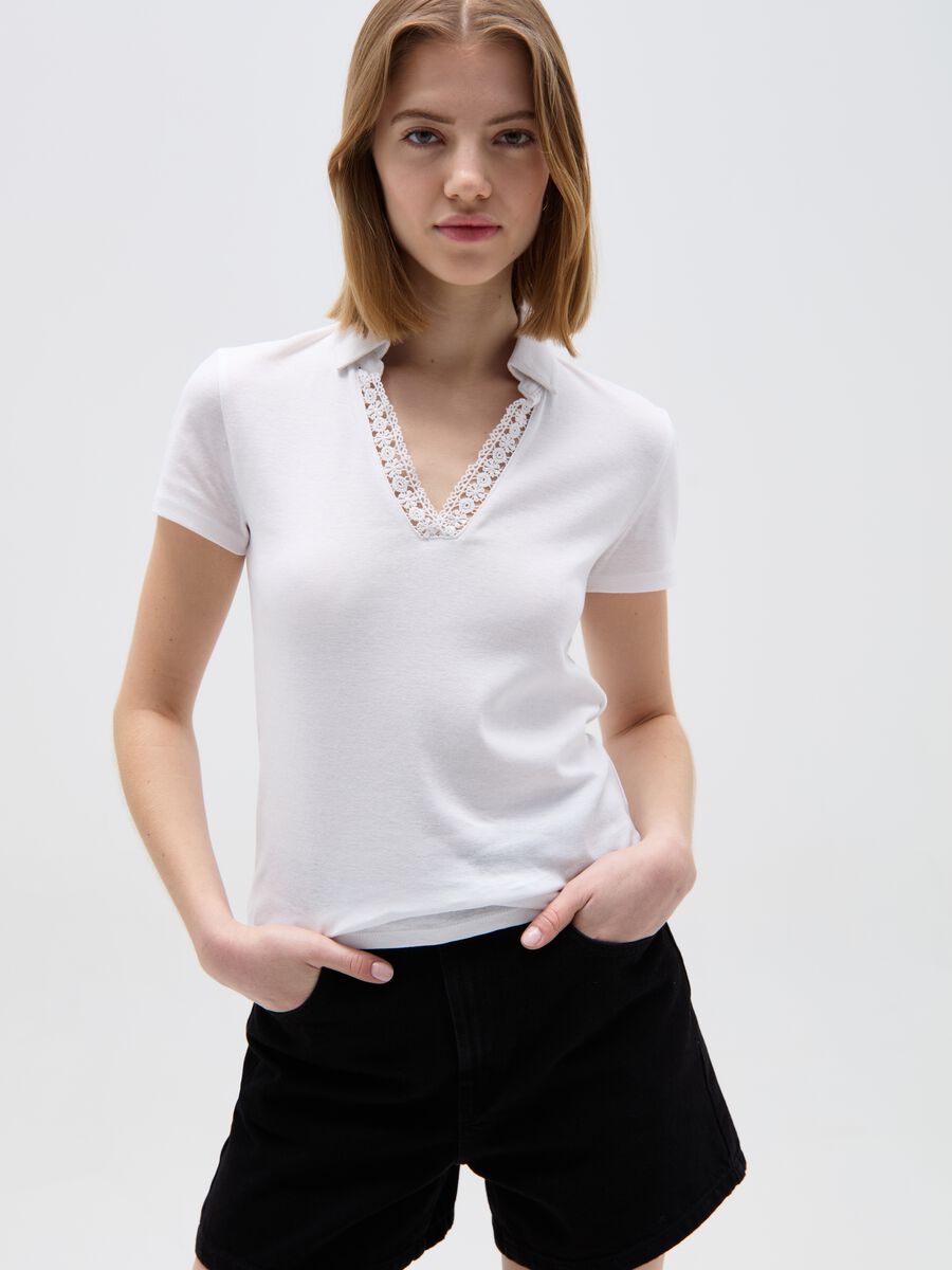 T-shirt with polo neck and crochet insert_0
