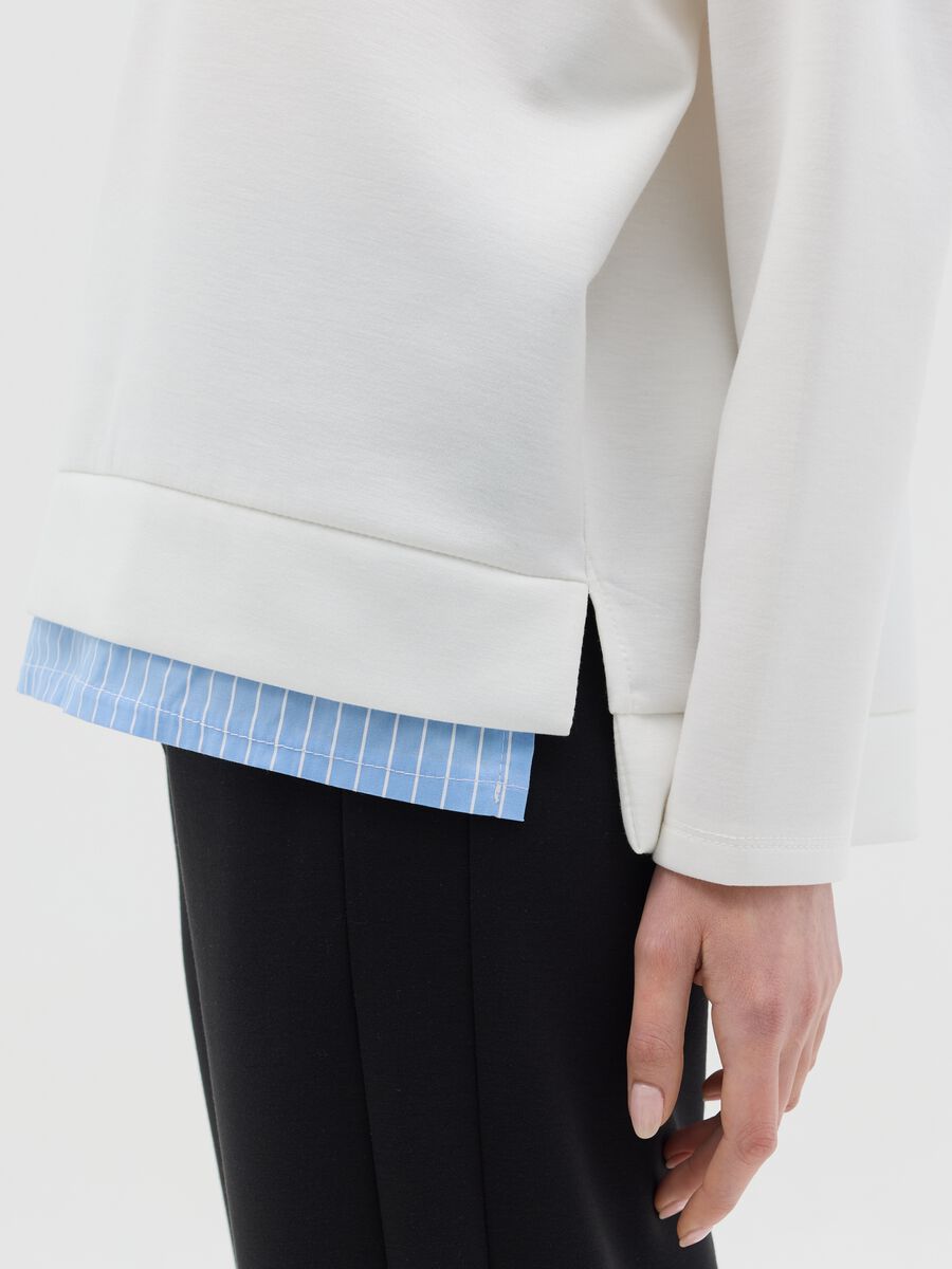 White top with layered-effect hem_2