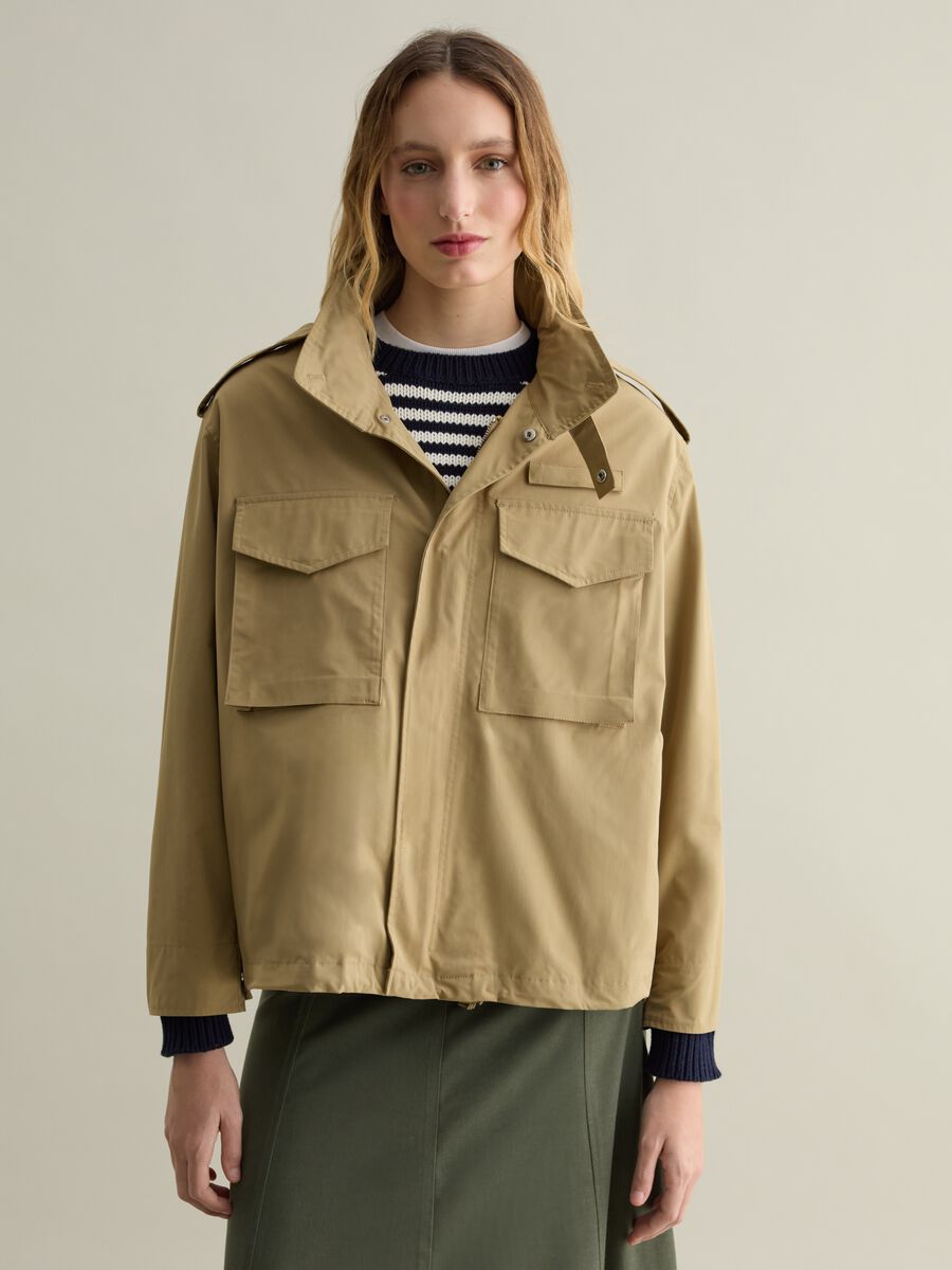 Short safari jacket with high neck_0
