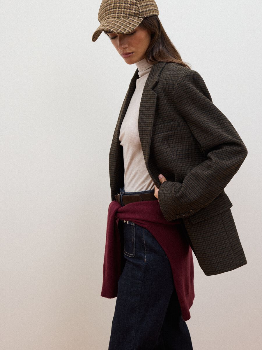 Brown wool-blend blazer with classic lapels_0