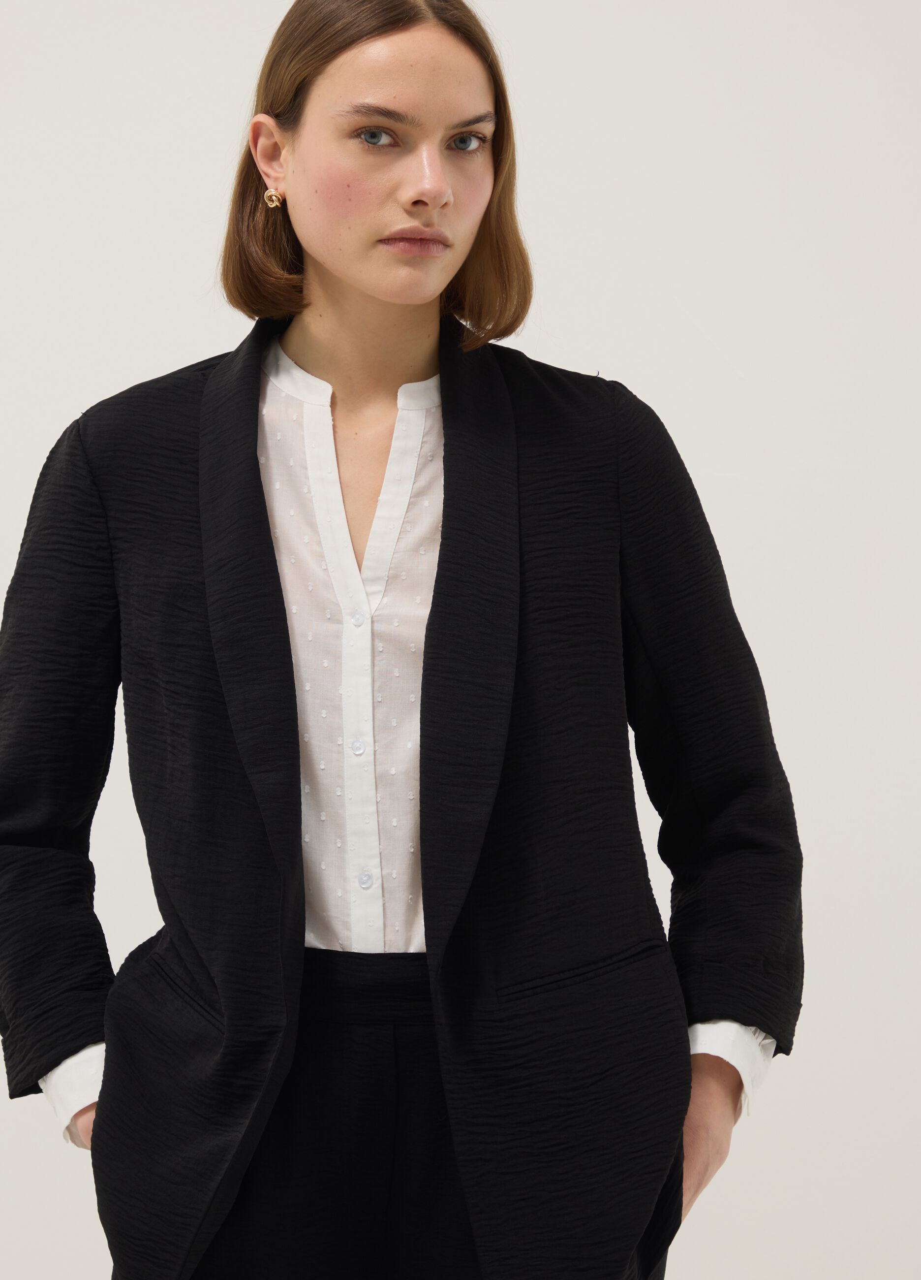 Black buttonless blazer, regular fit