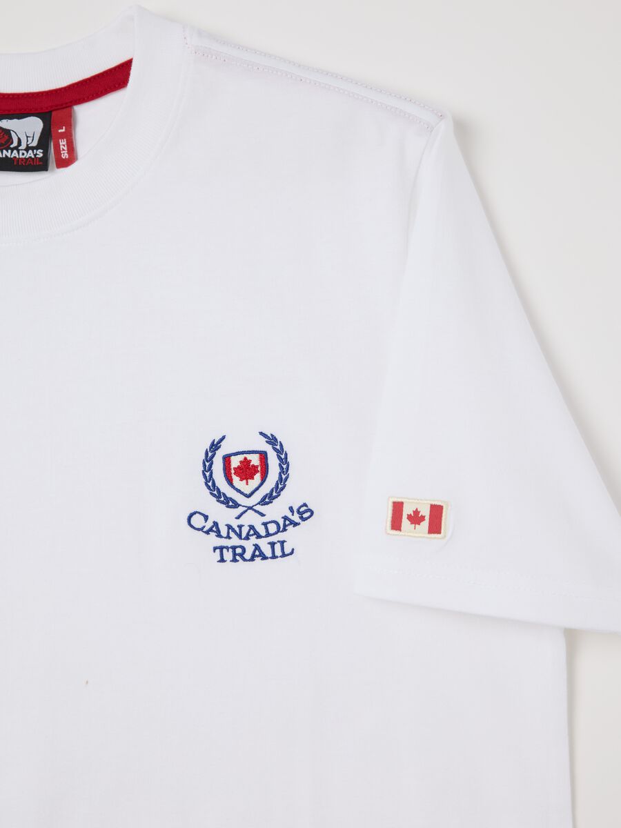 Canada's Trail white T-shirt with embroidery_5