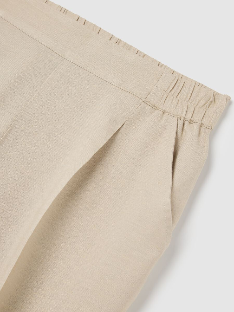 Women's beige straight trousers in viscose and linen blend_5