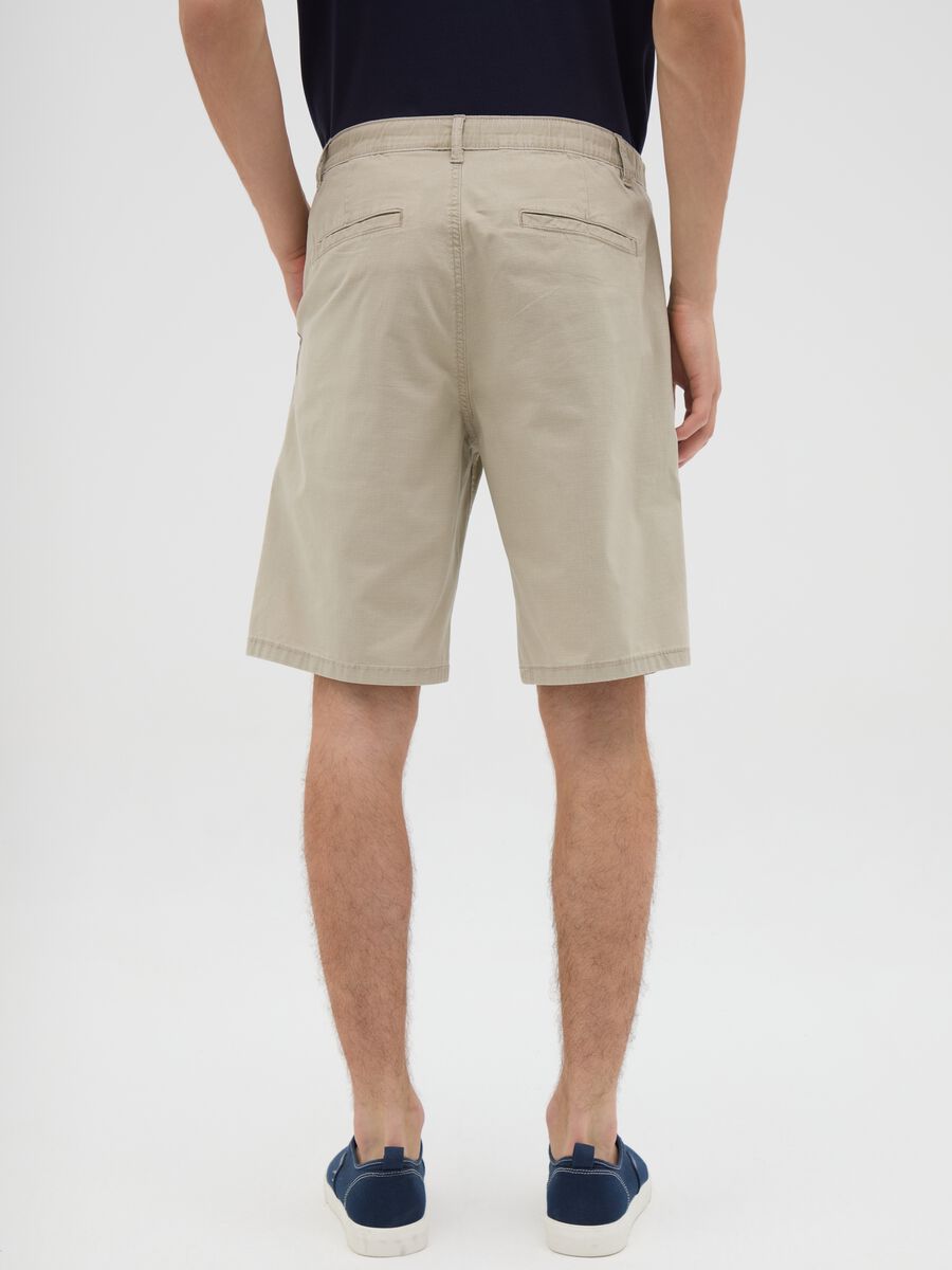 Men's regular fit beige cotton shorts_3
