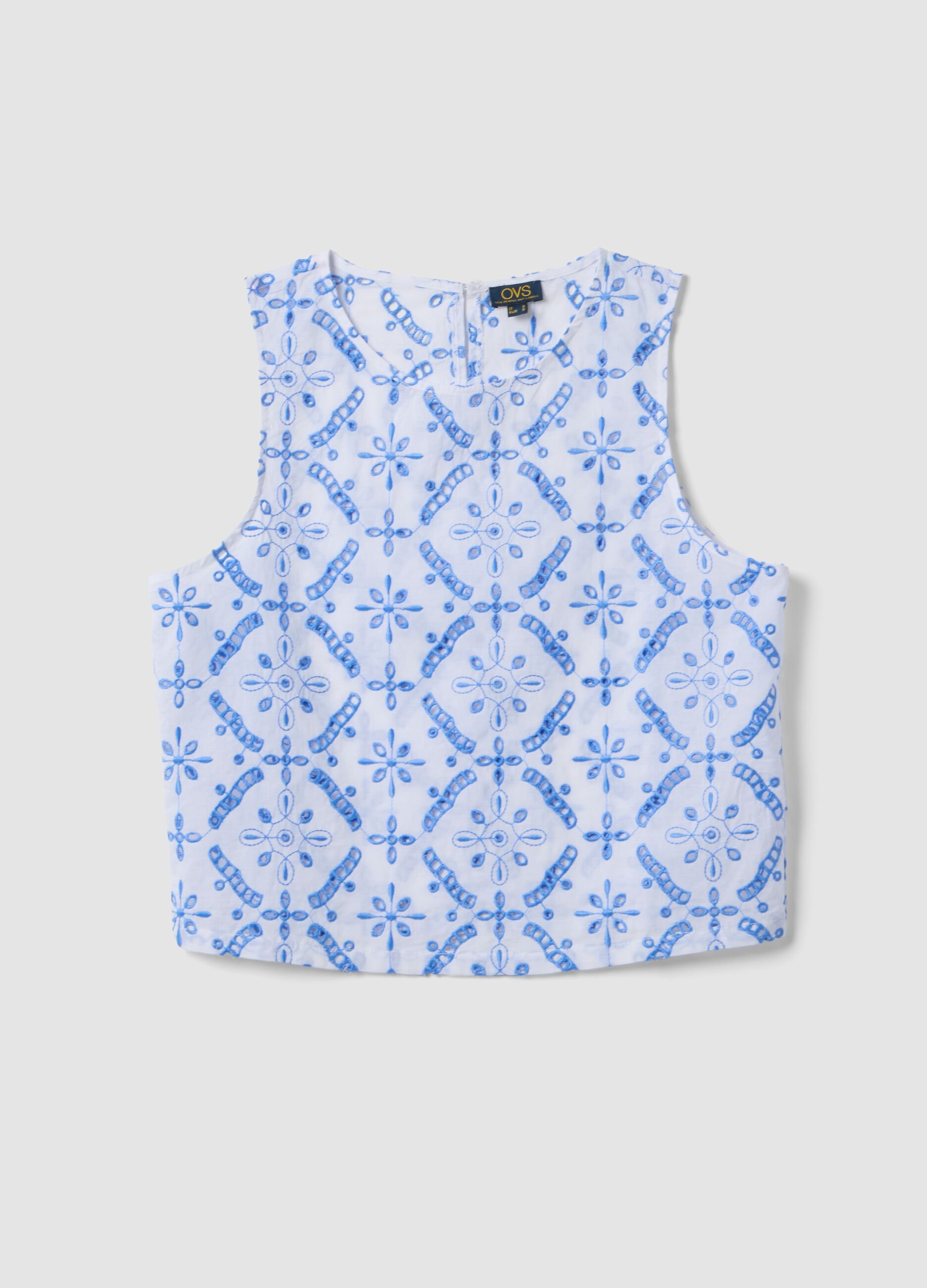 White organic cotton top with light blue embroidery