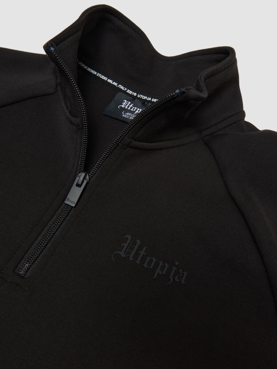 Technical Half-Zip Sweater Fitted Black_3
