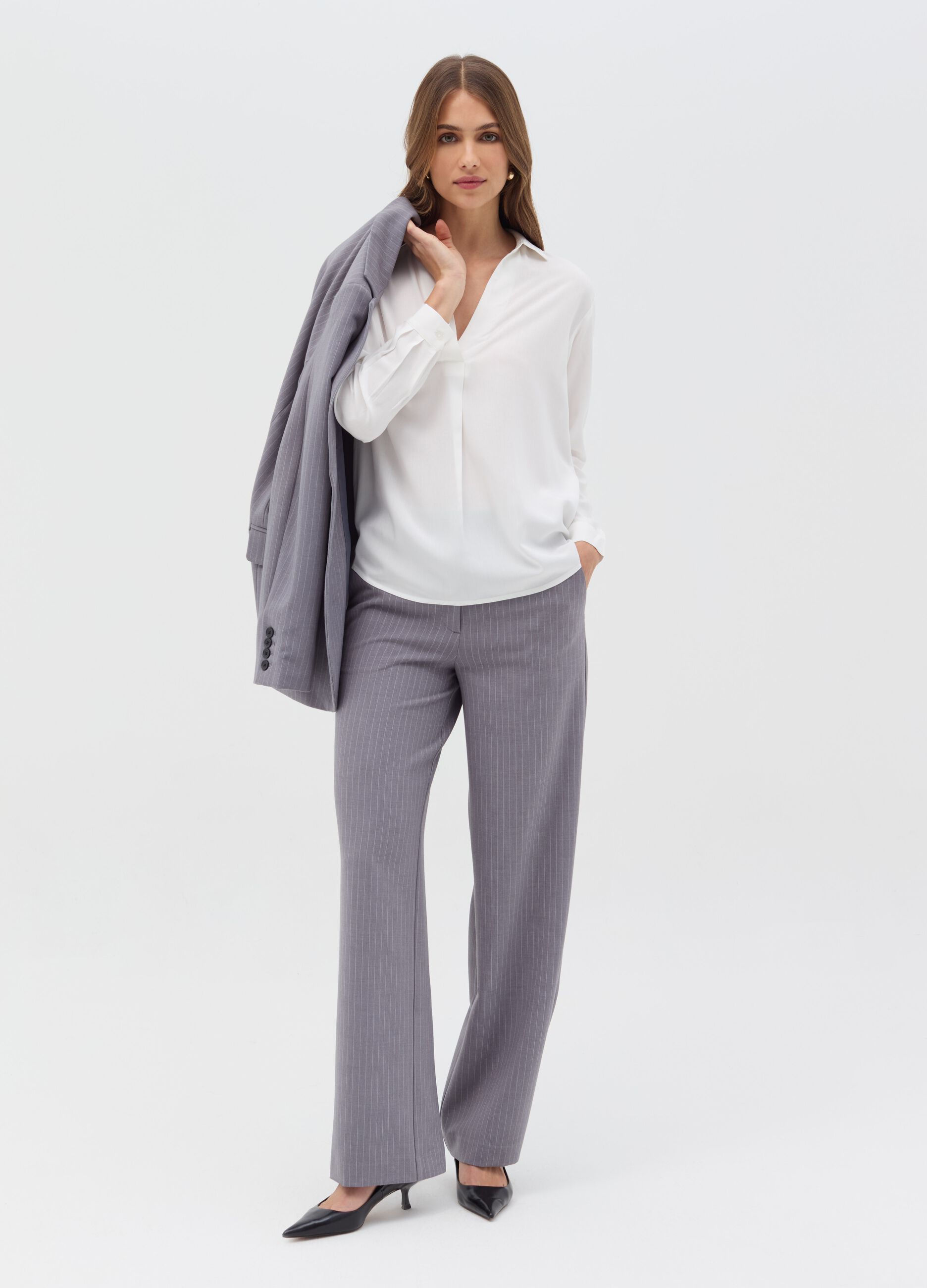 Viscose blouse with V neck