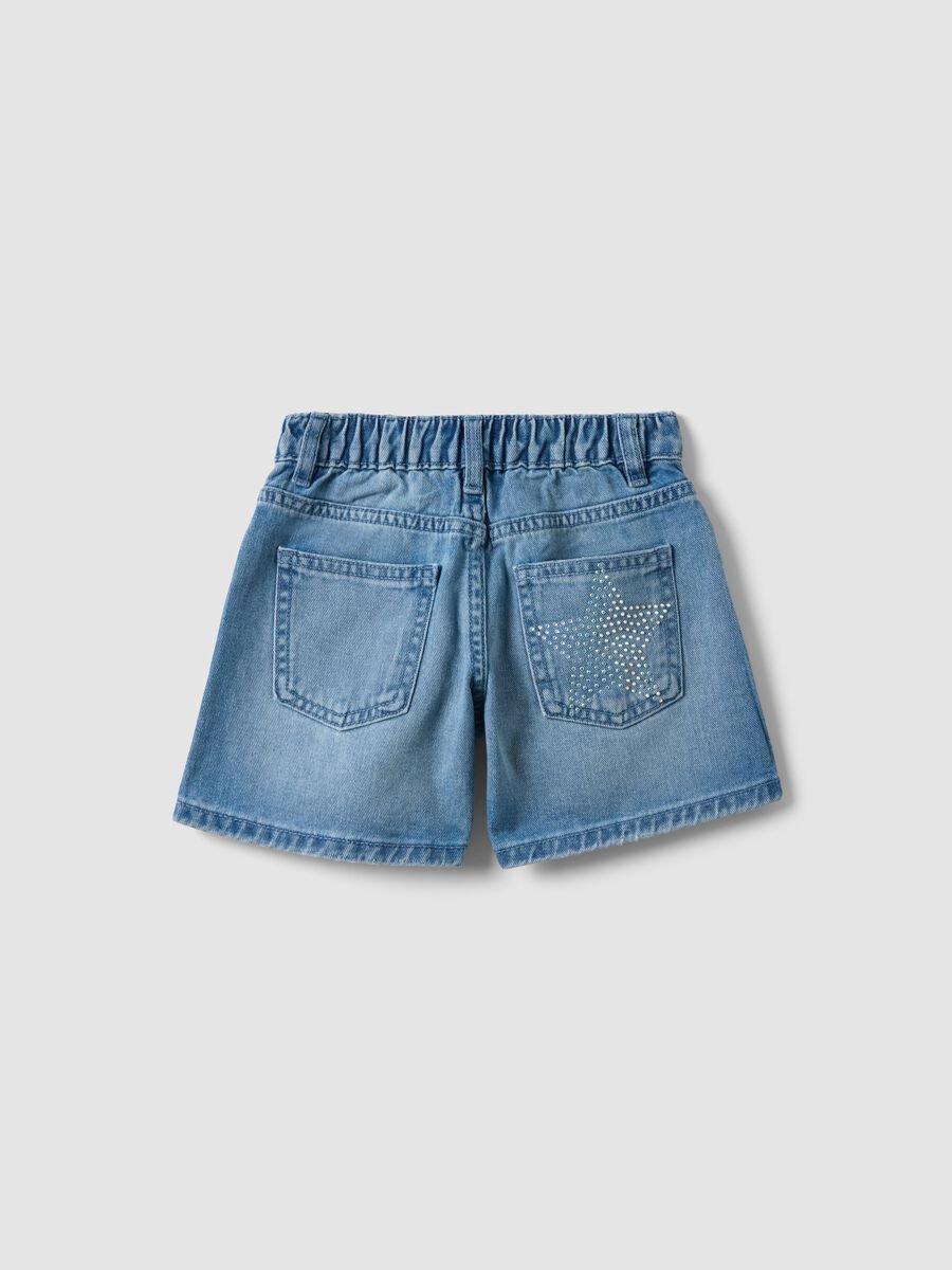Girls&rsquo; blue denim shorts in 100% cotton, regular fit, with star detail_1