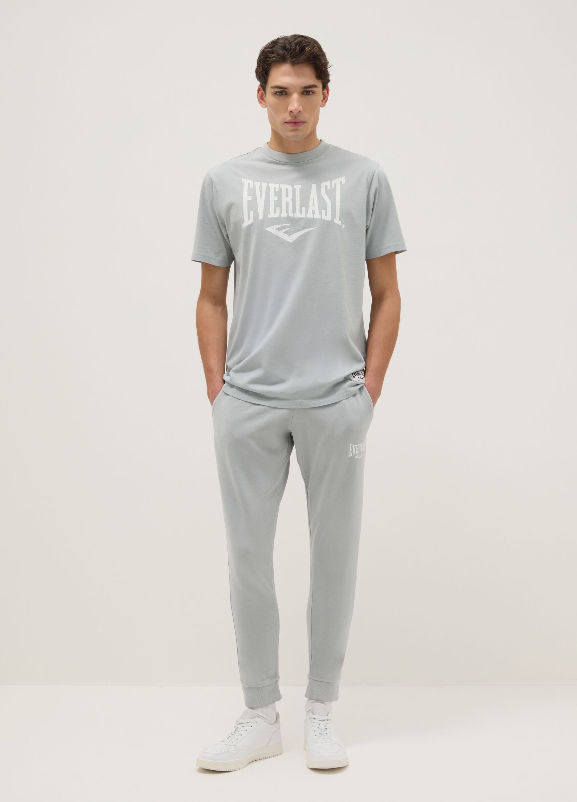 Grey cotton blend jogger trousers regular fit with Everlast logo