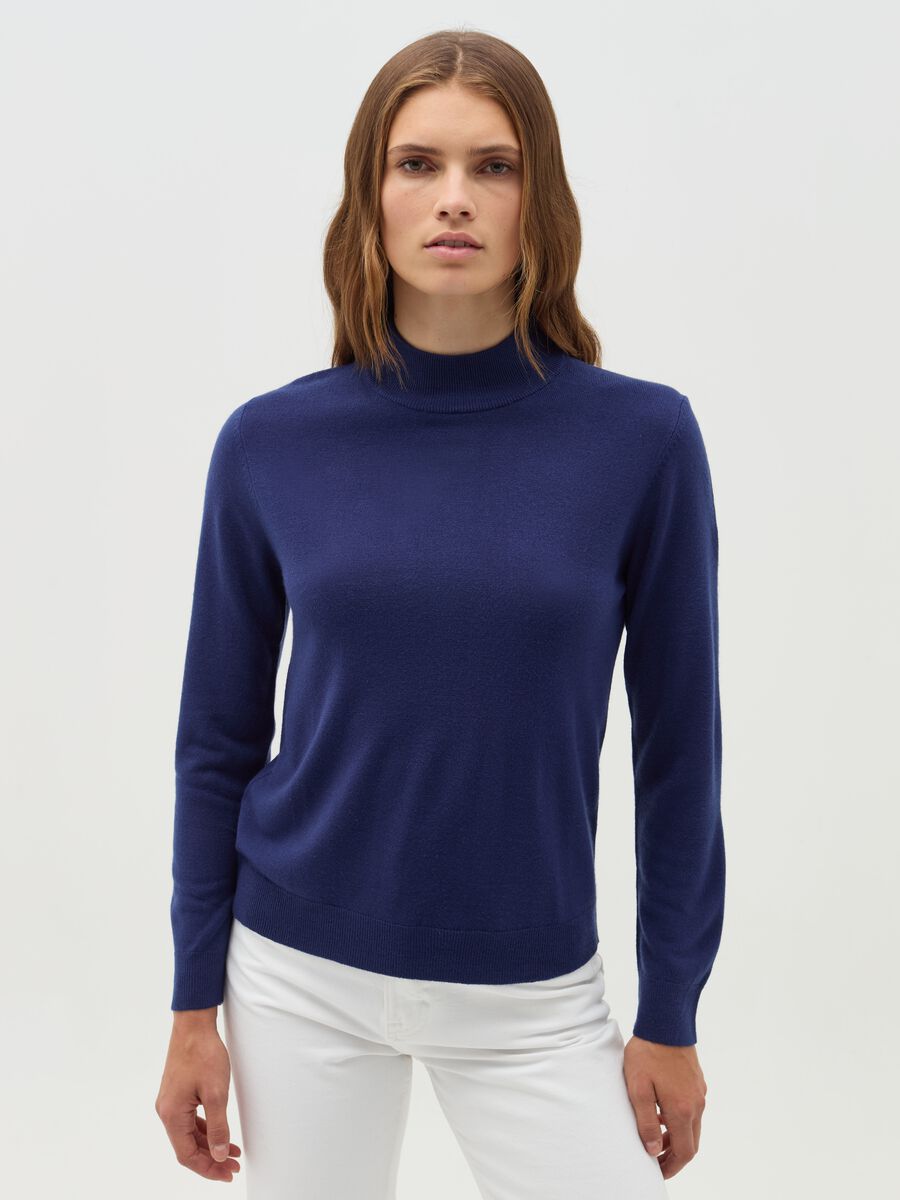 Pullover with mock neck_0