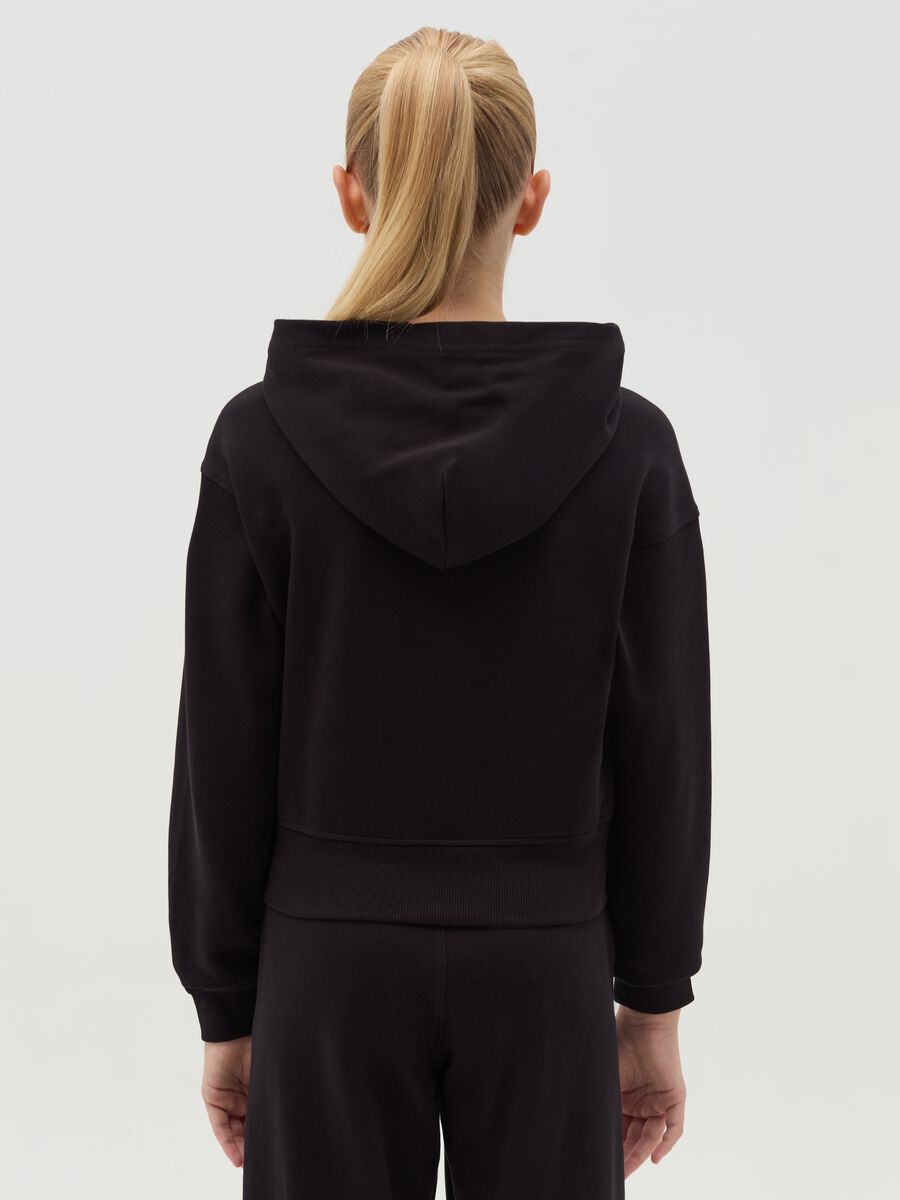 Crop sweatshirt with "New York College" print with embroidery_2