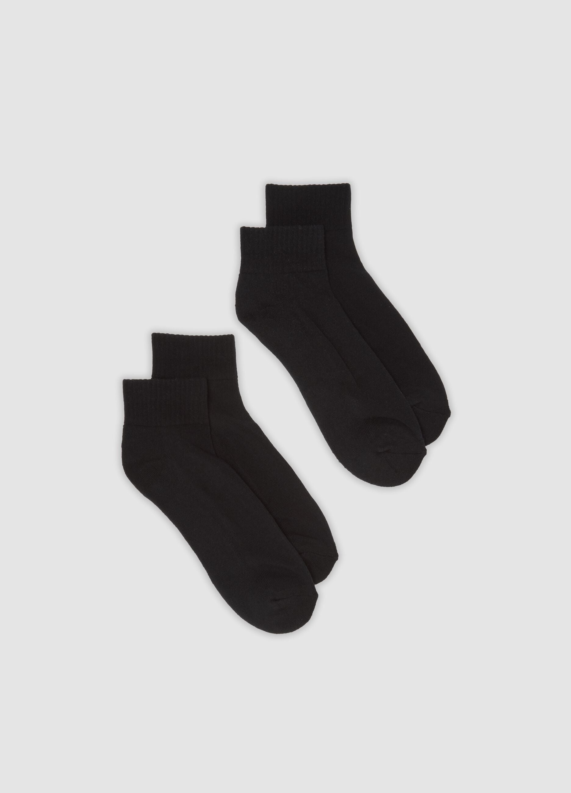 2-pack of black ankle sports socks in stretch organic cotton