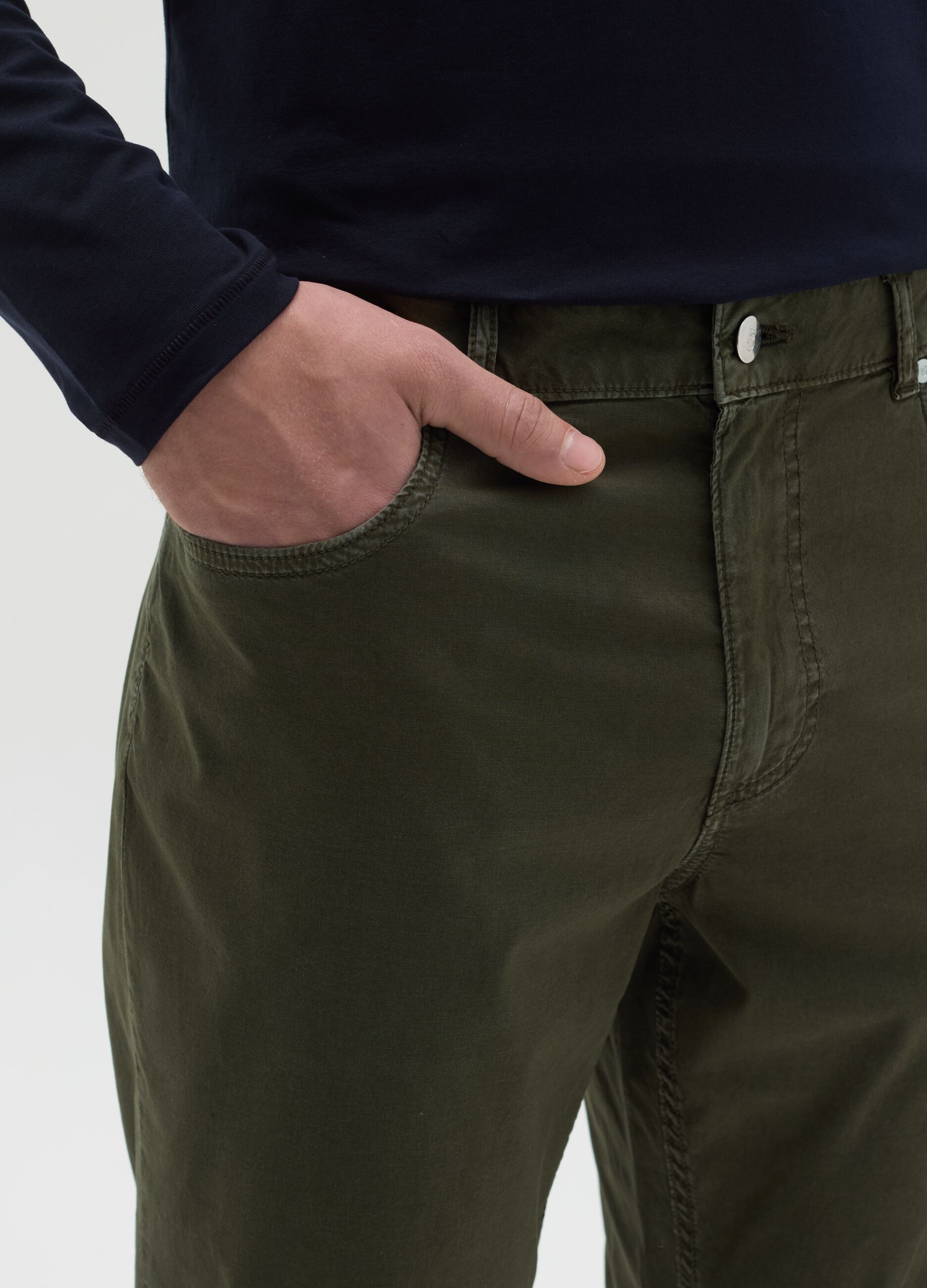 Slim-fit trousers in cotton poplin