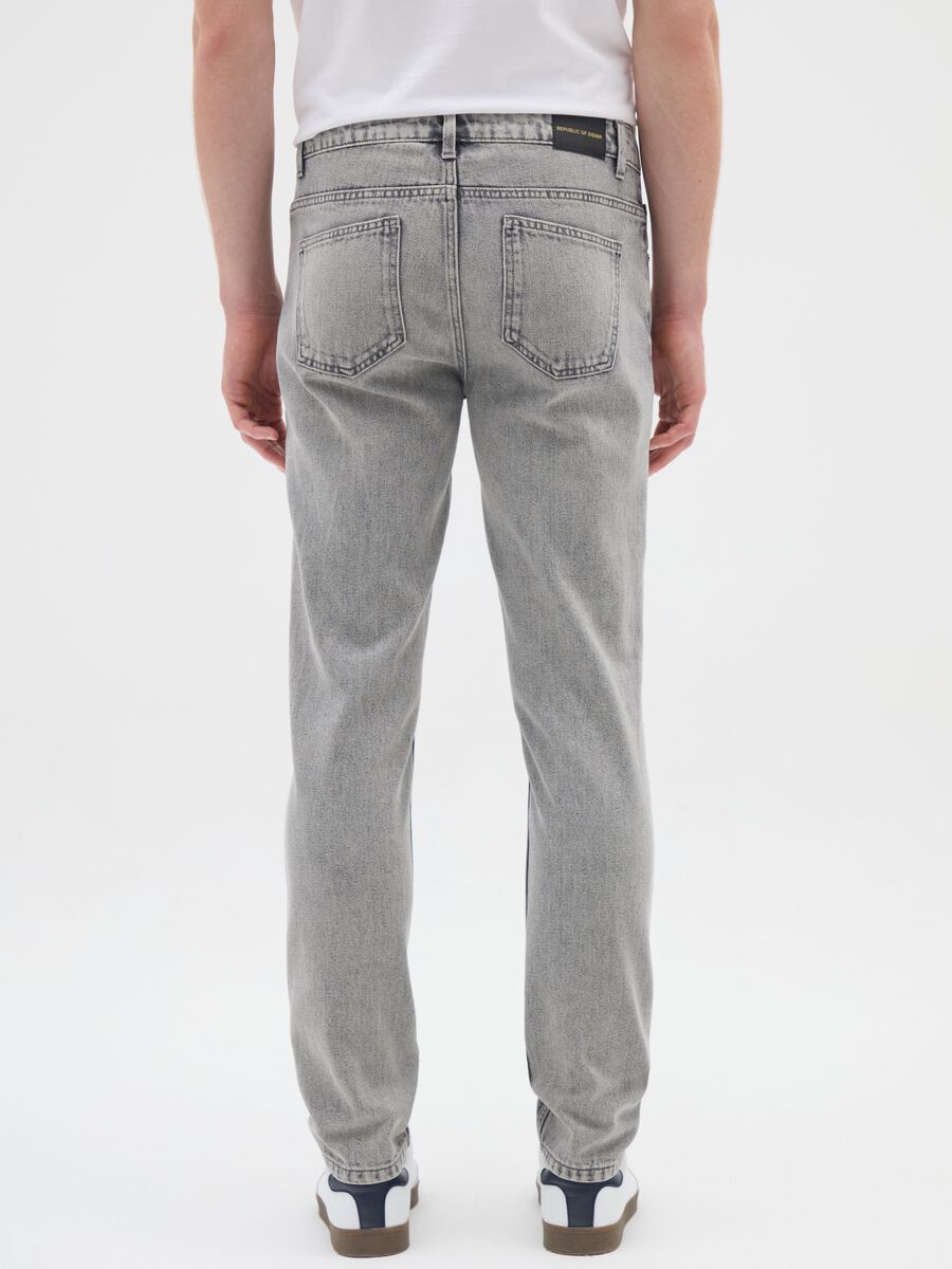 Grey slim fit denim jeans_2
