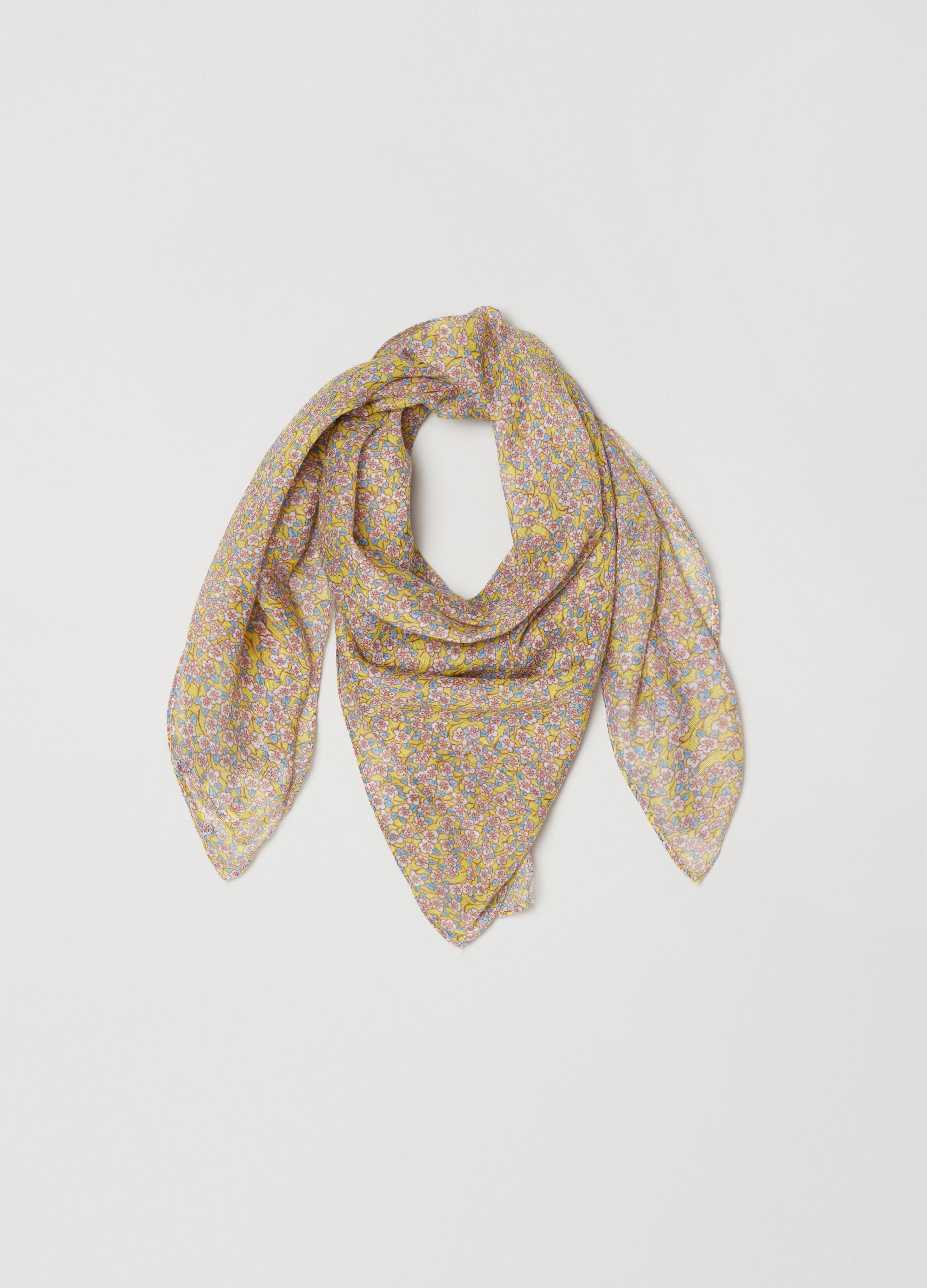 Foulard with floral print