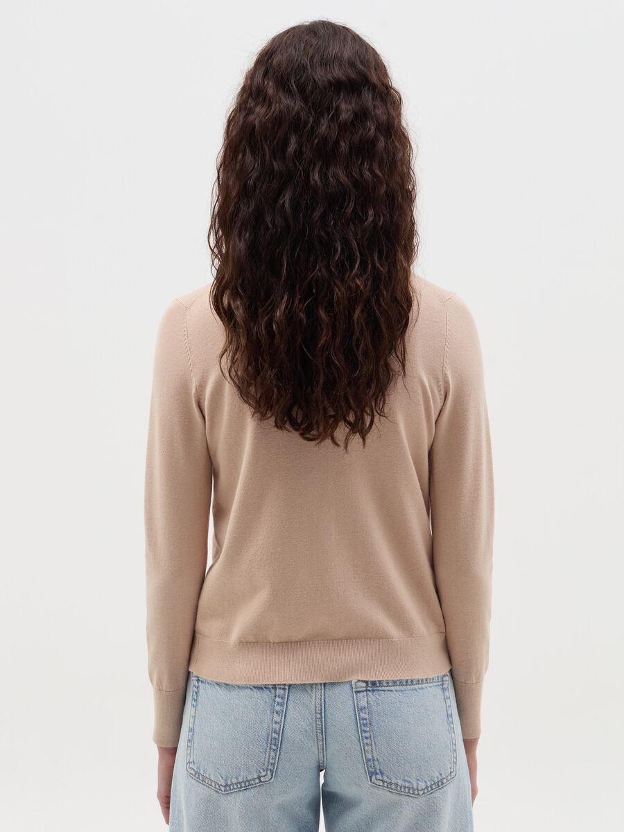Cardigan with round neckline_2