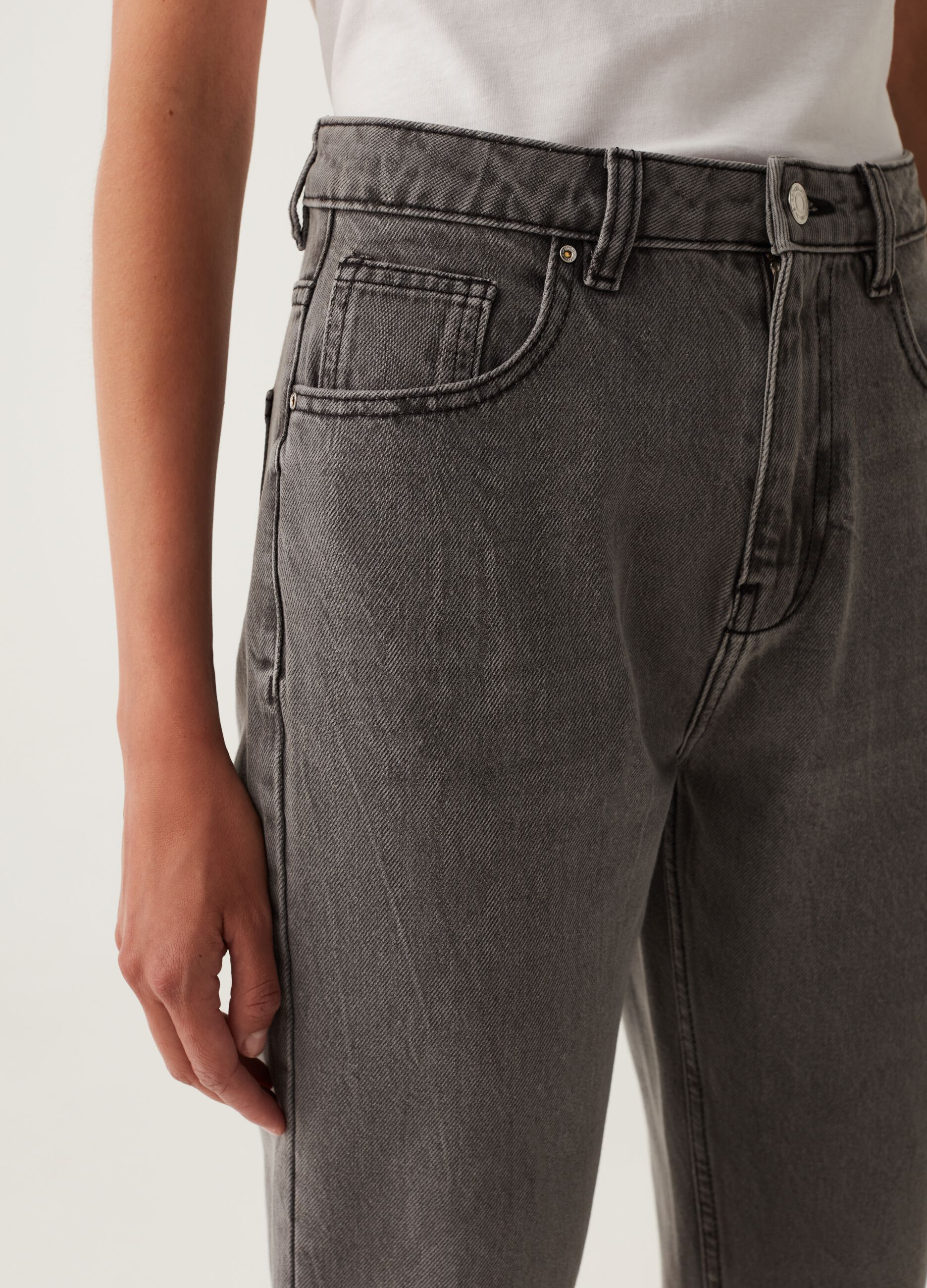Jeans mom fit slim cinque tasche_3