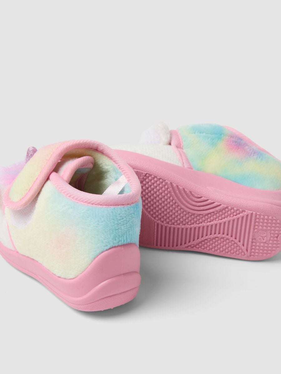 Pantofole rosa con motivo unicorno_2