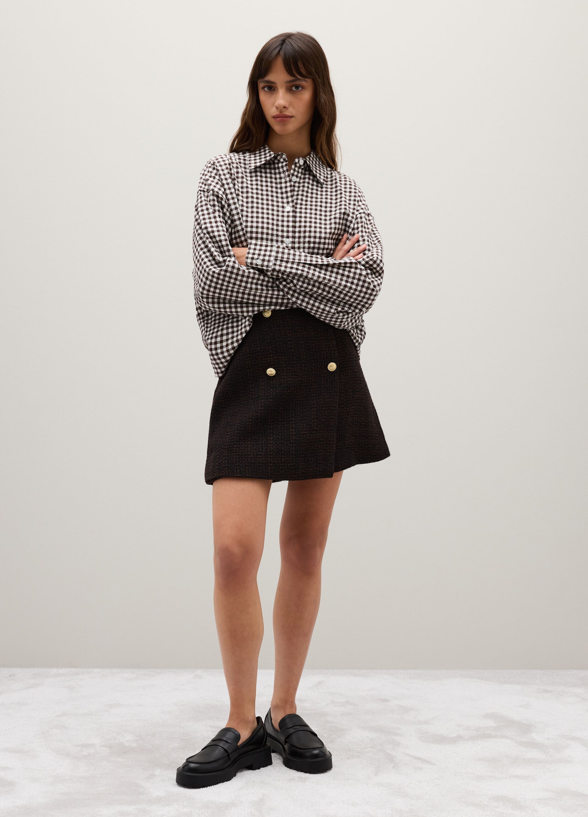 Camicia marrone a quadri