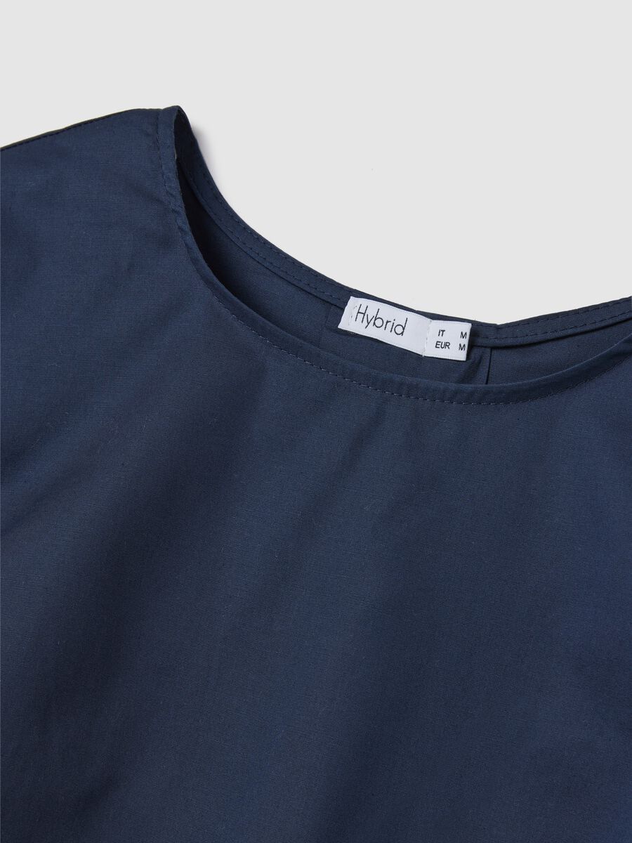 Women's blue cotton regular fit top with round neckline_5