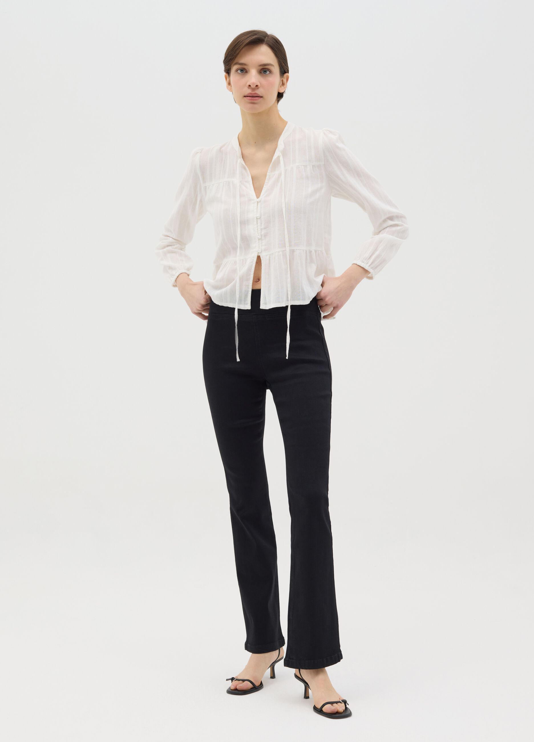 Black flare-fit jeggings