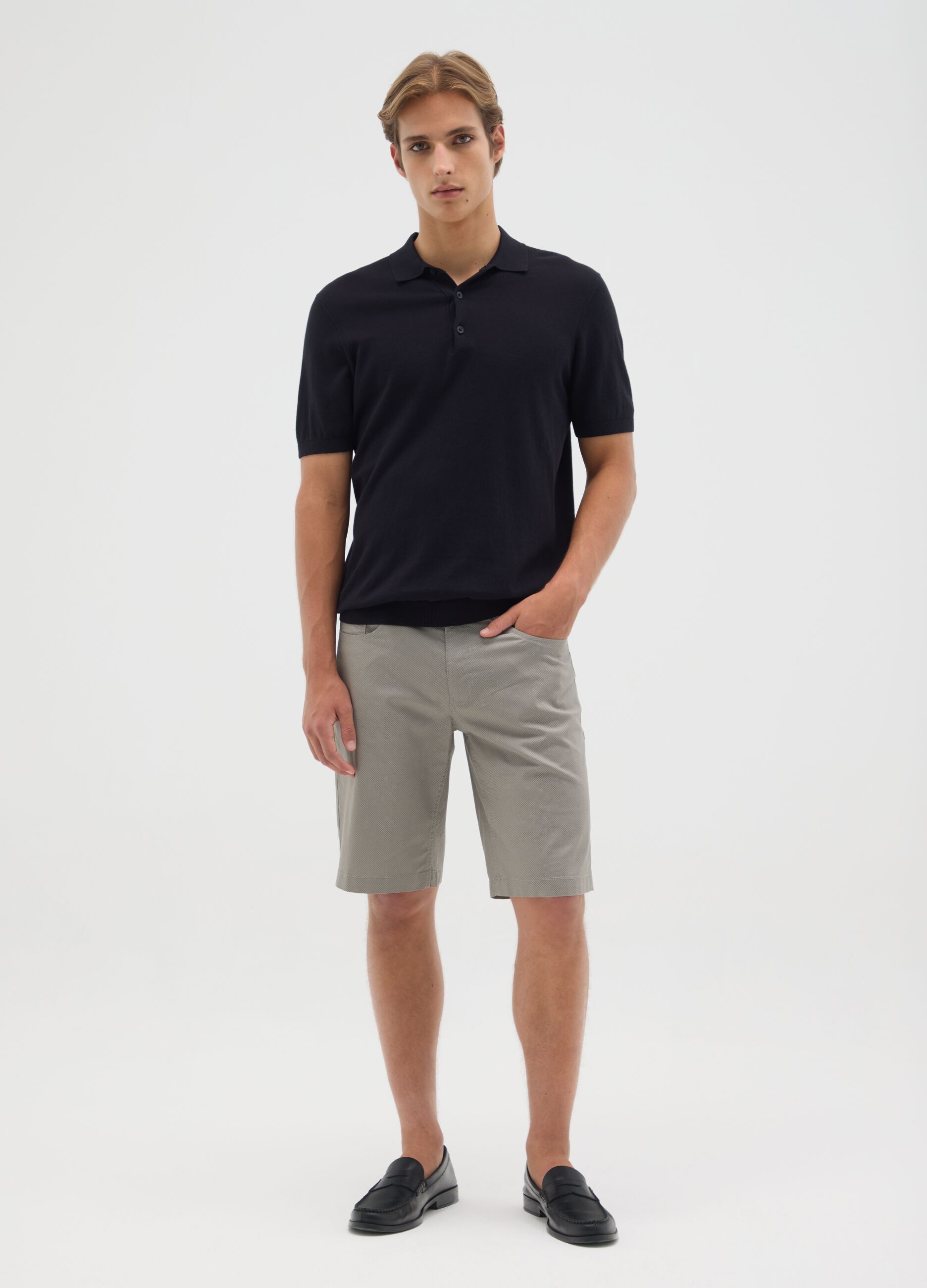 Men's grey stretch cotton Bermuda shorts in regular fit