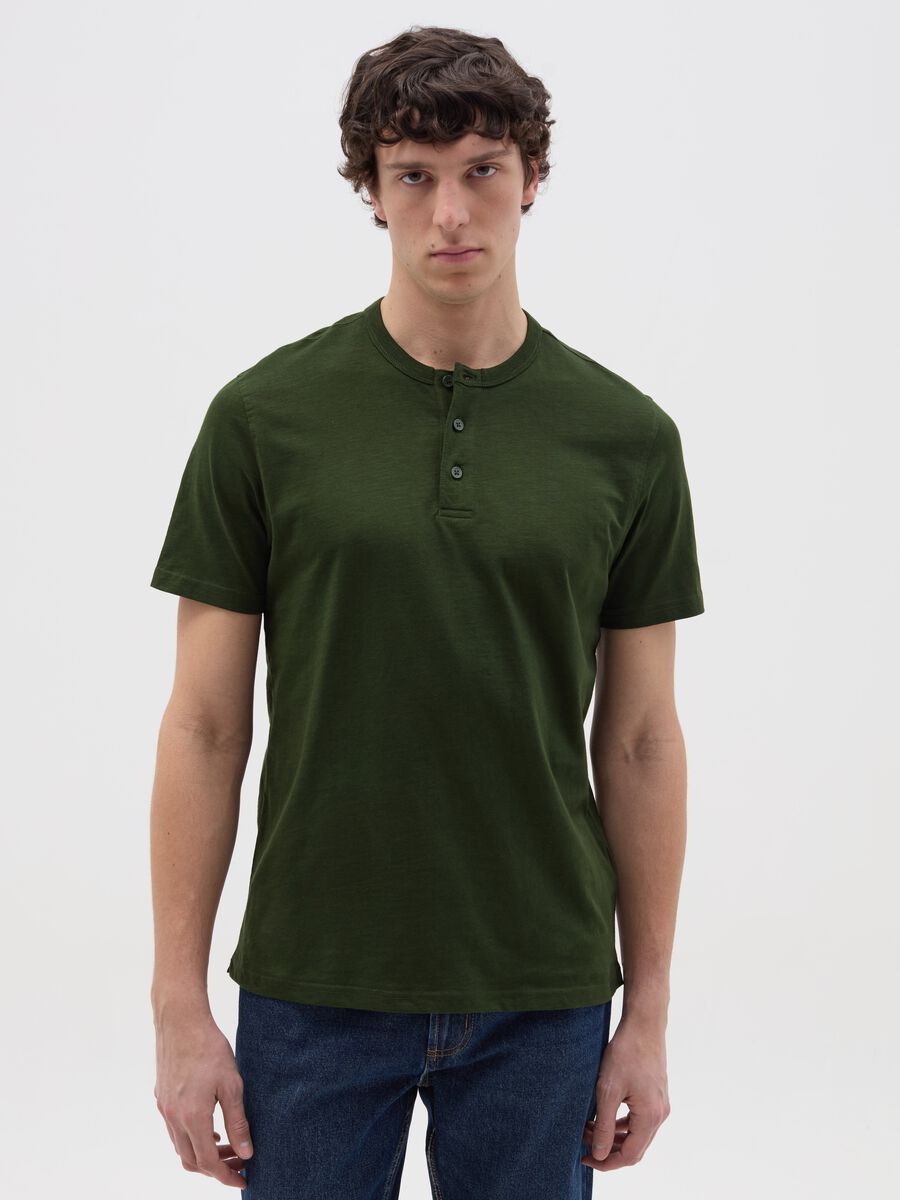 Cotton T-shirt with granddad neckline_0