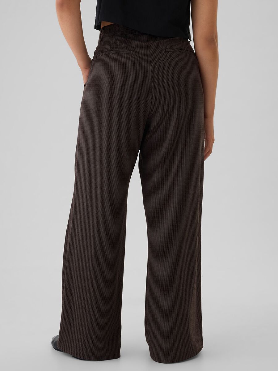 High-rise houndstooth trousers_5