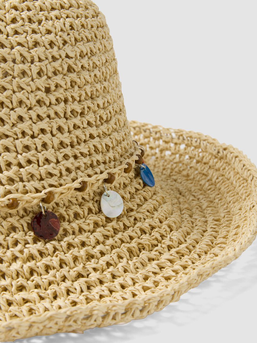 Cappello cloche beige in puro tessuto carta con pietre_2